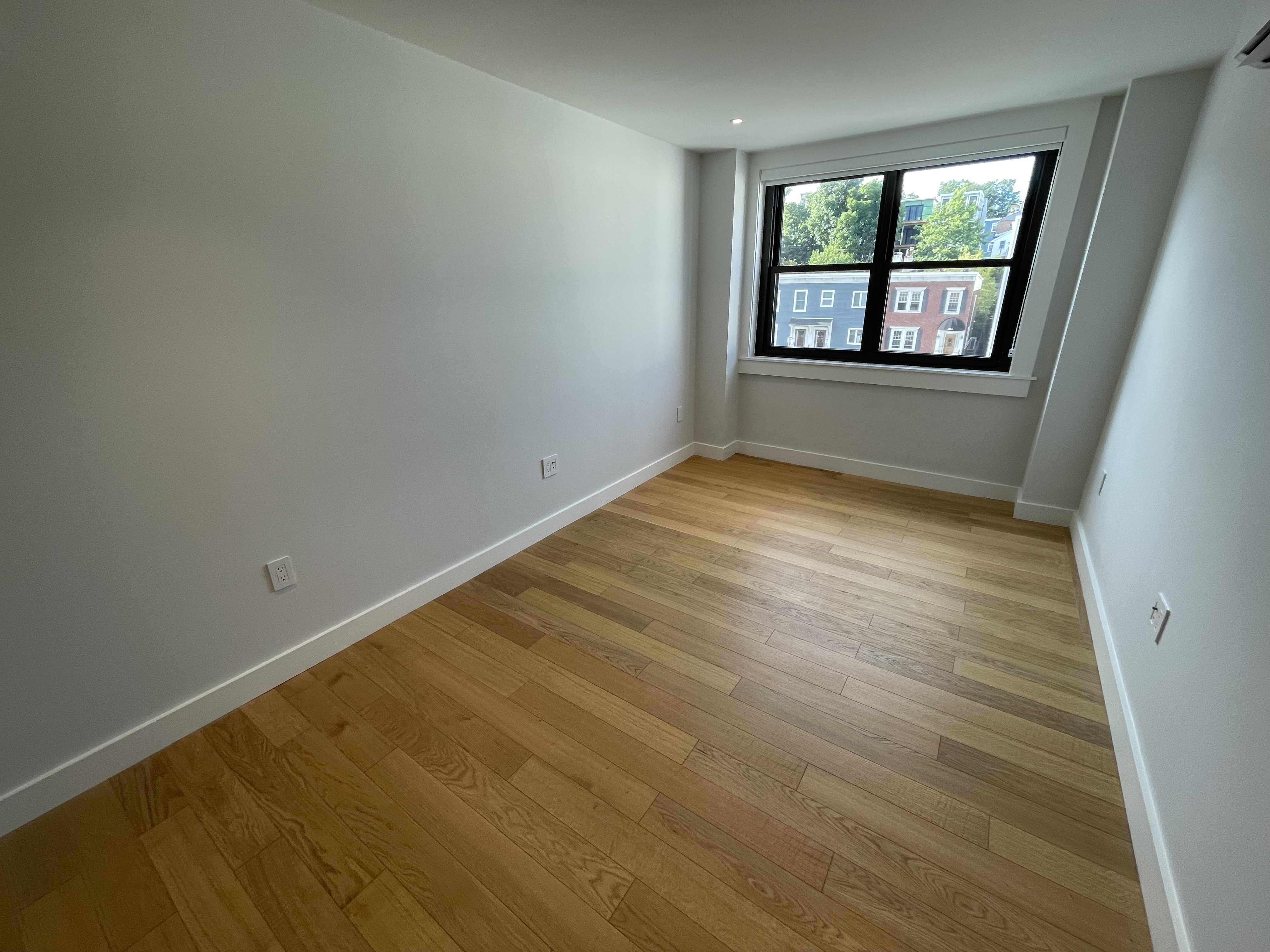 1410 Columbia Rd, South Boston