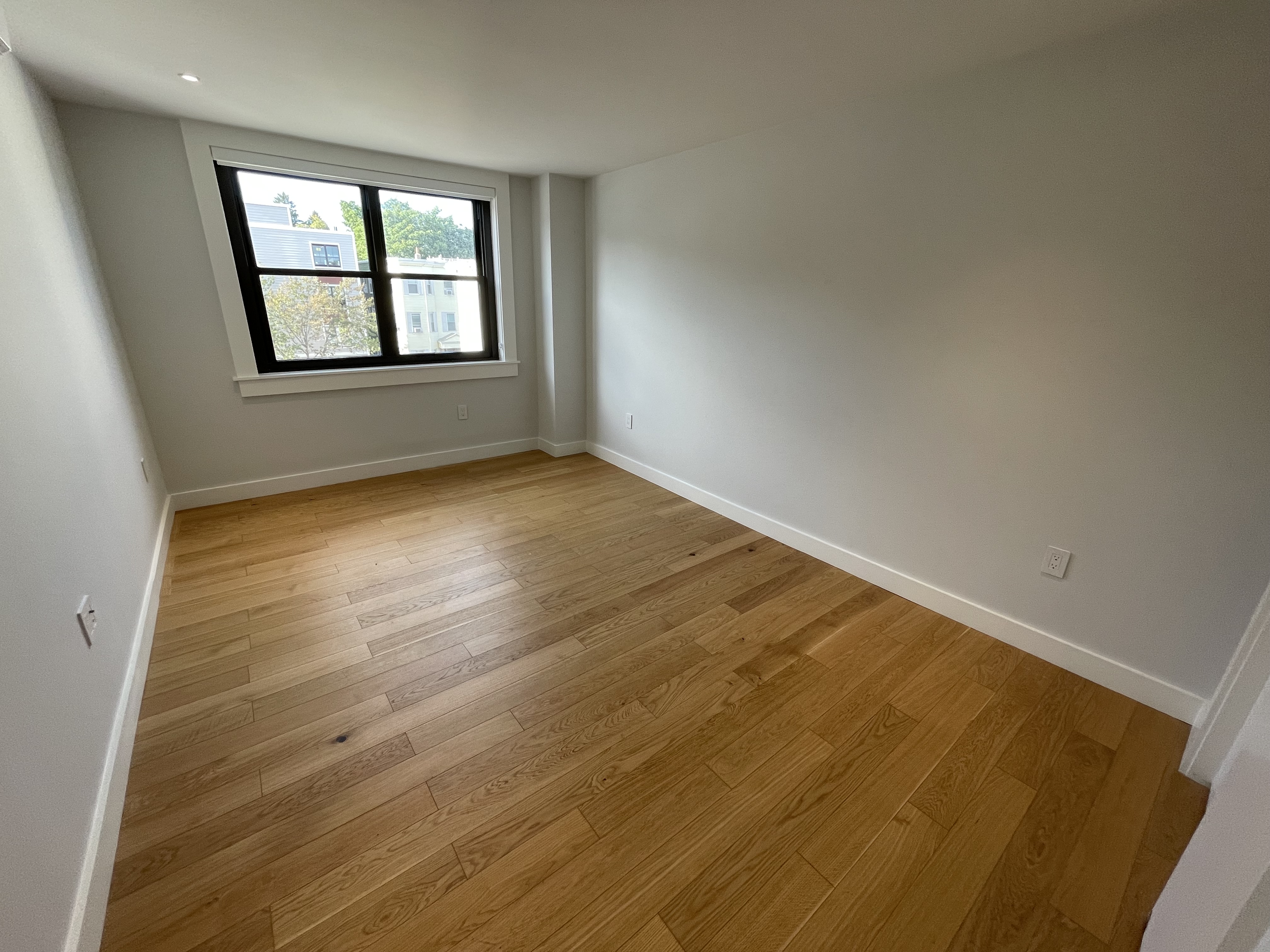 1410 Columbia Rd, South Boston