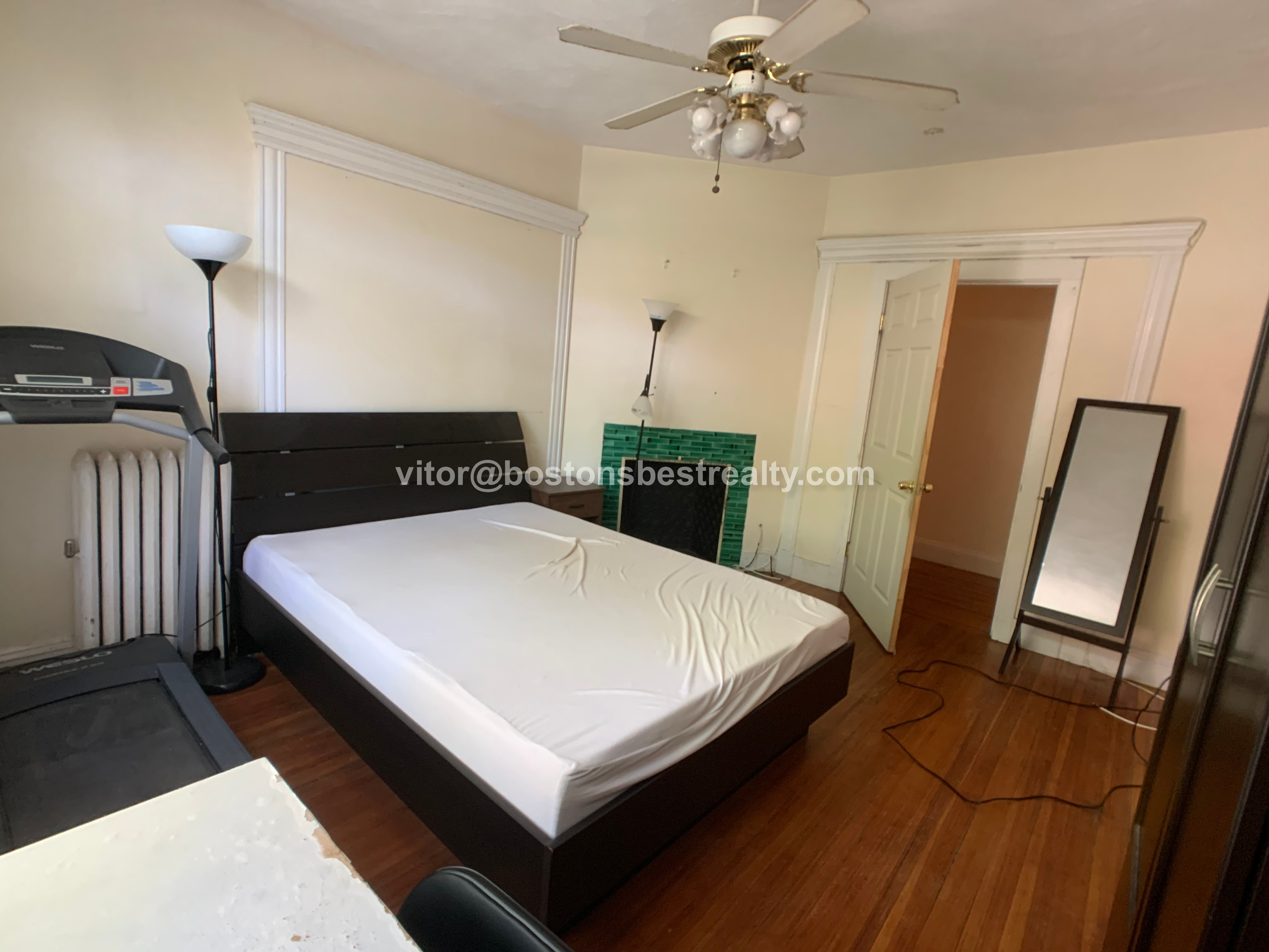 20 Strathmore Rd, Washington Square