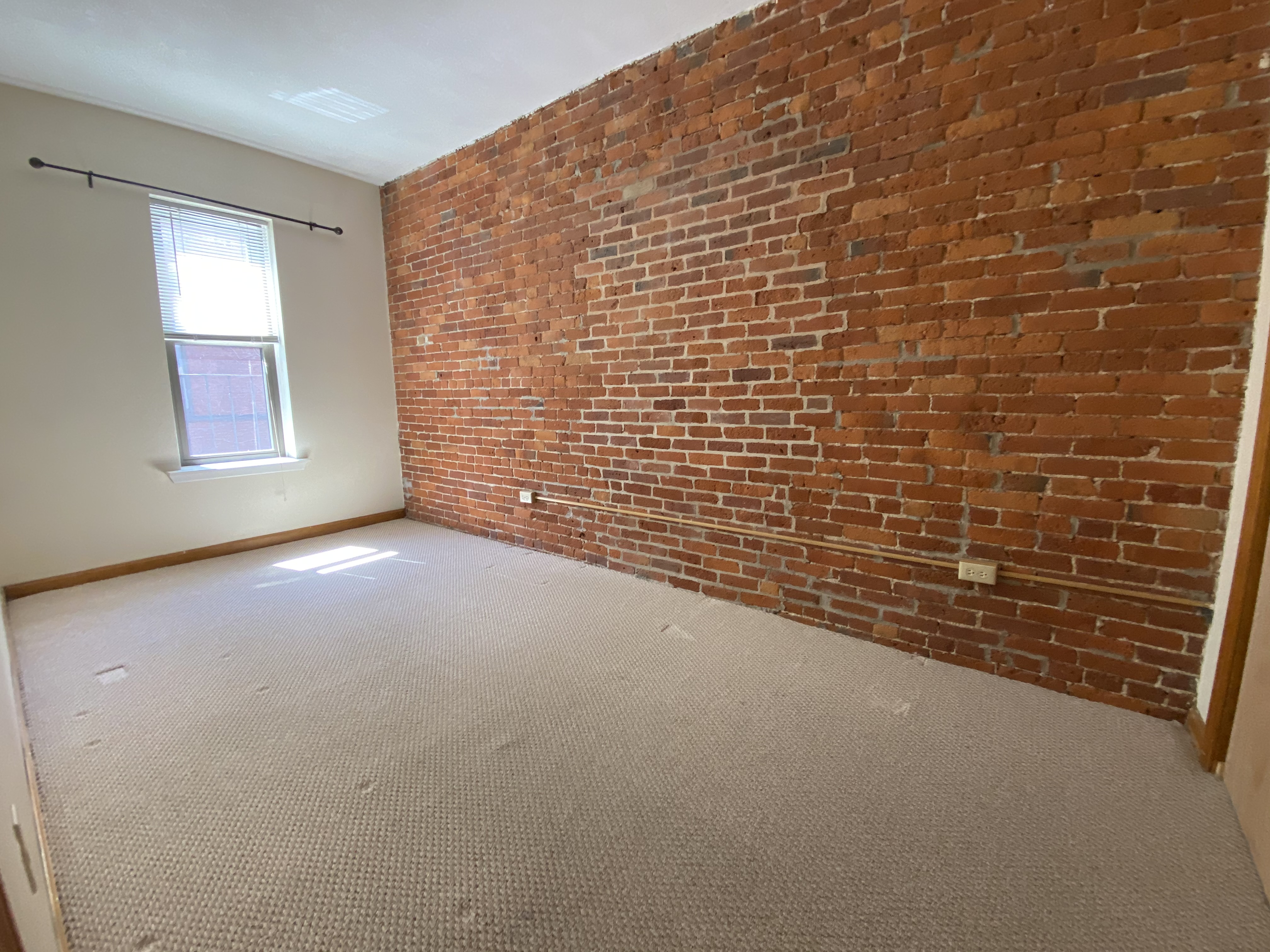 54 Gainsborough St, Fenway