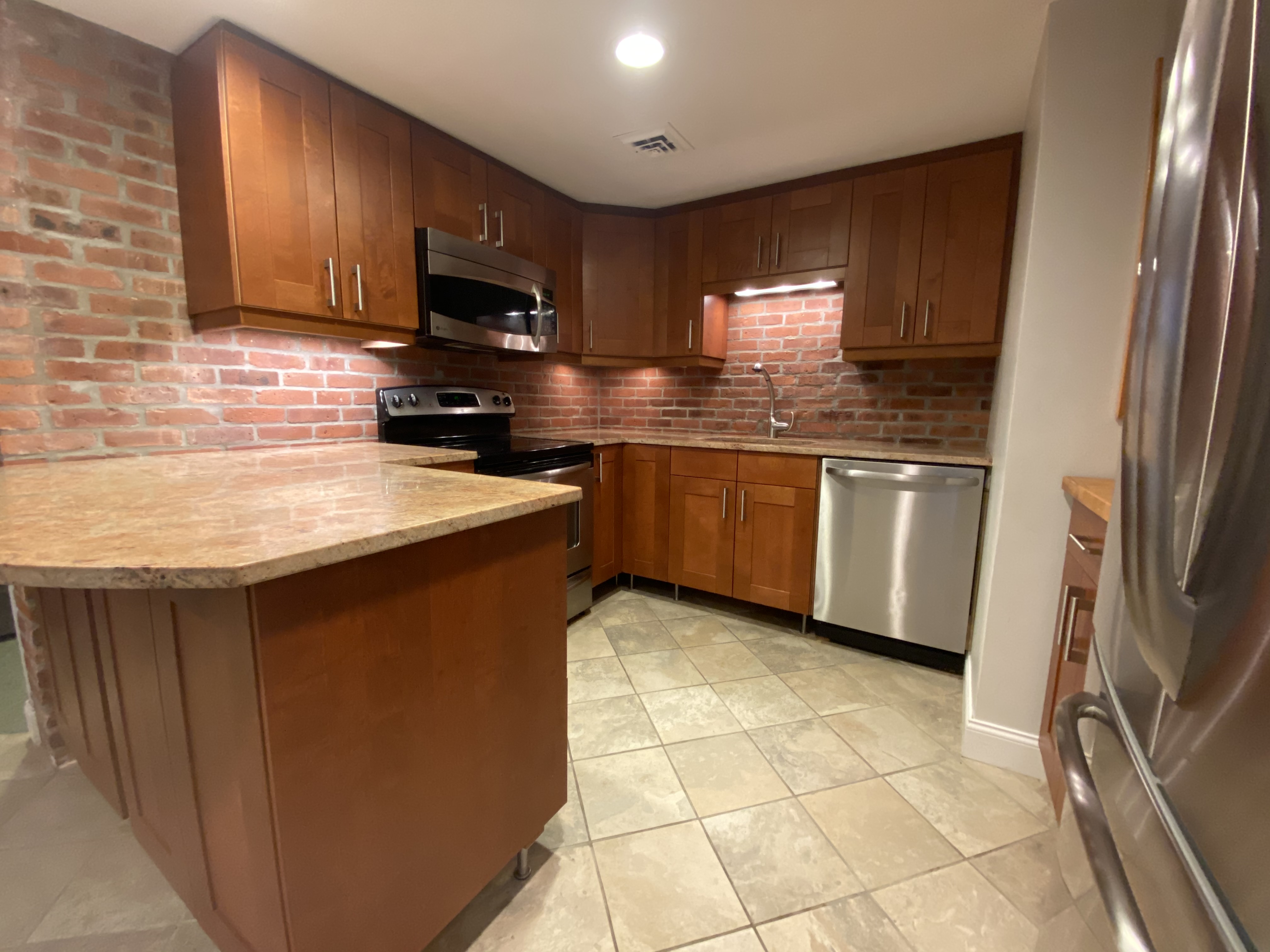 103 Gainsborough St, Fenway