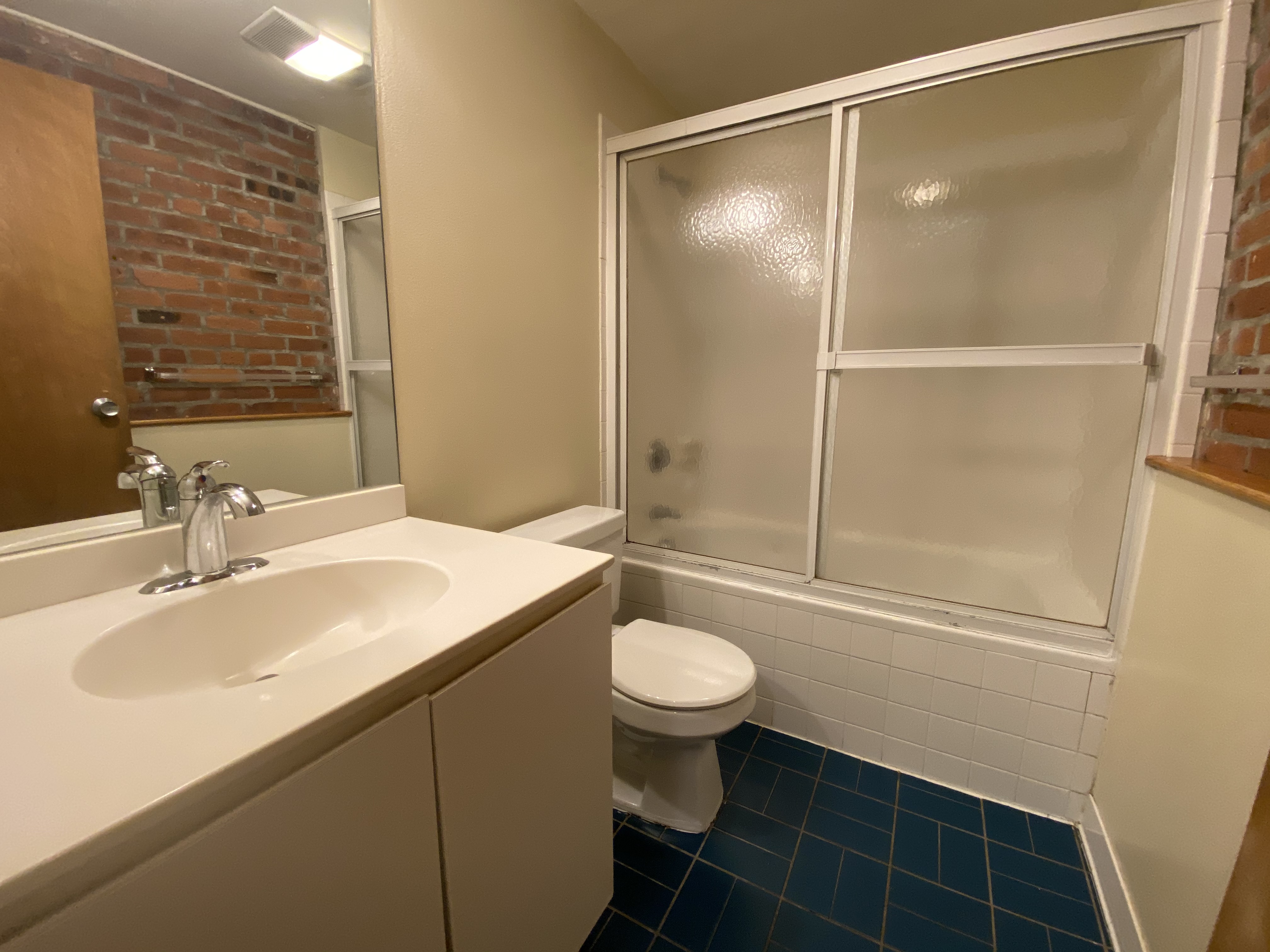 103 Gainsborough St, Fenway