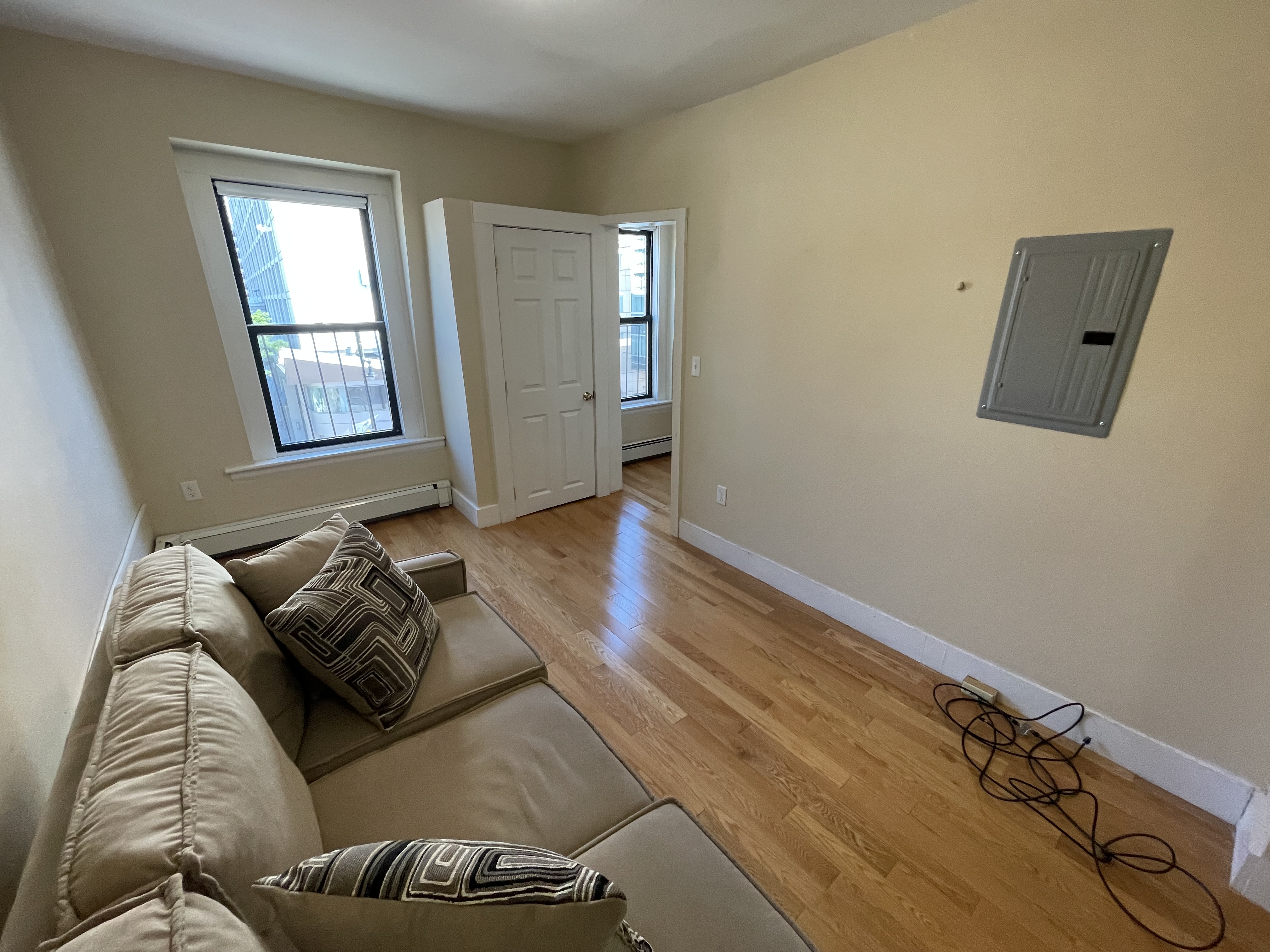 232 Cambridge St, Beacon Hill