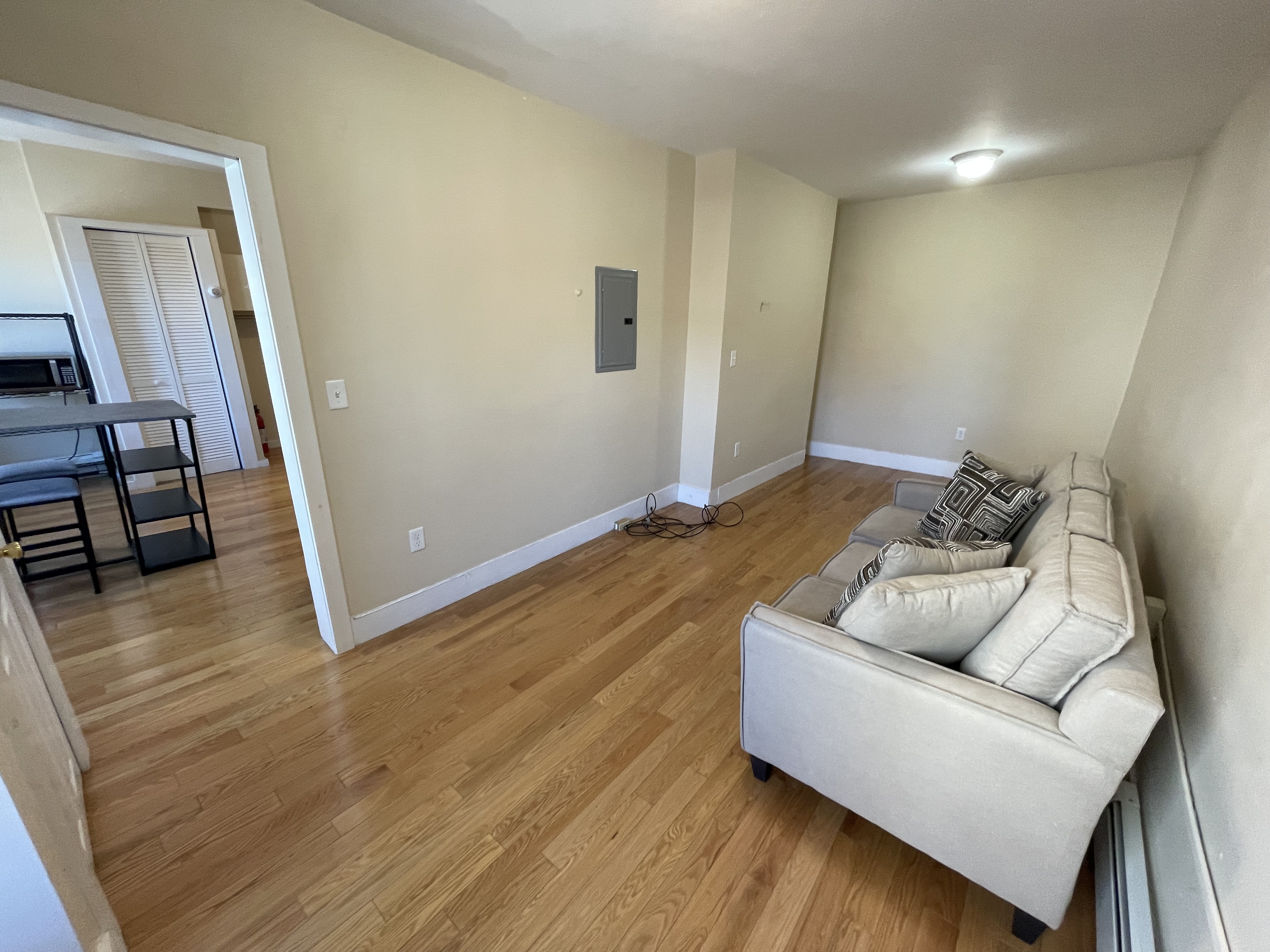 232 Cambridge St, Beacon Hill