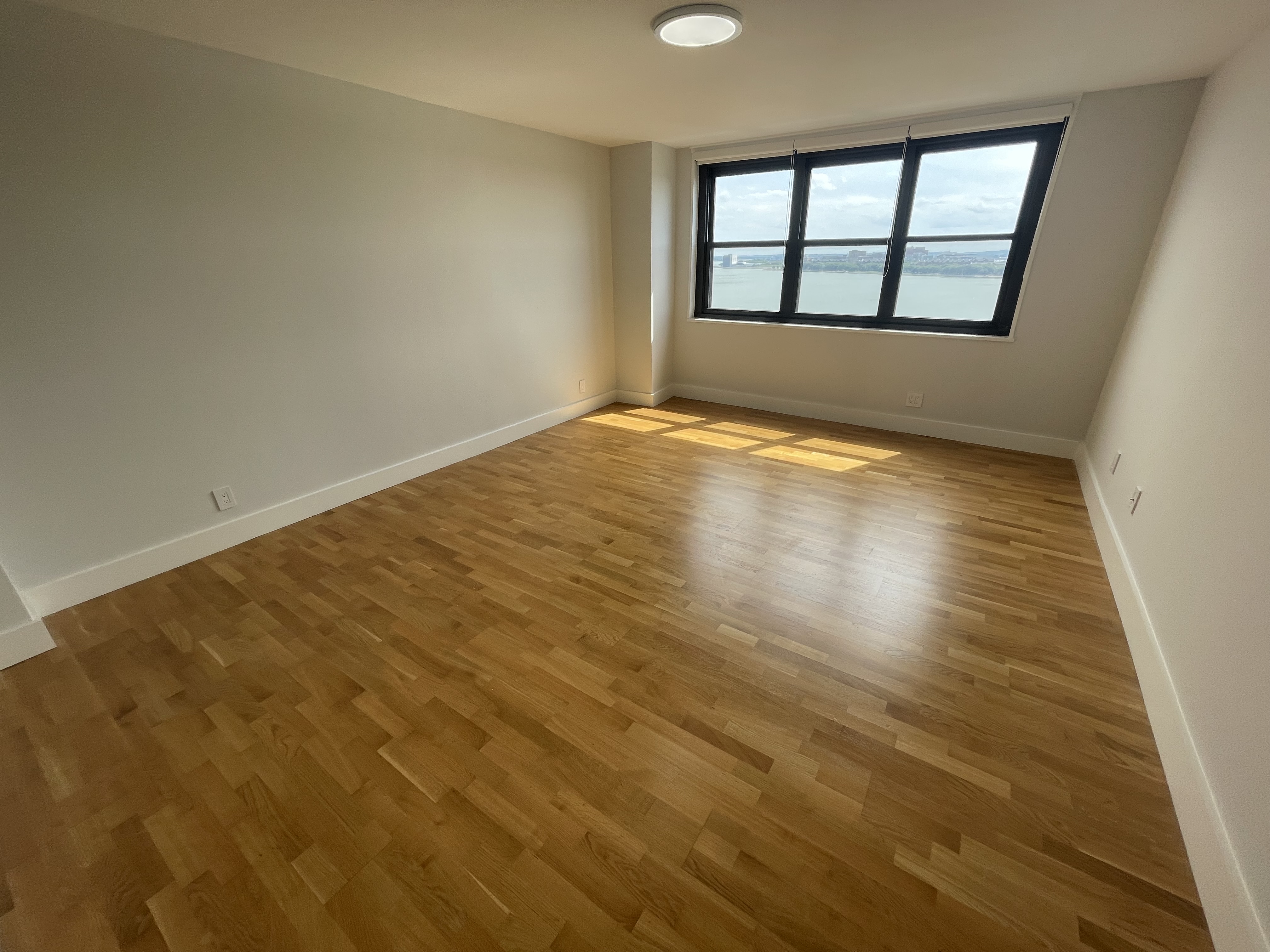 1410 Columbia Rd, South Boston