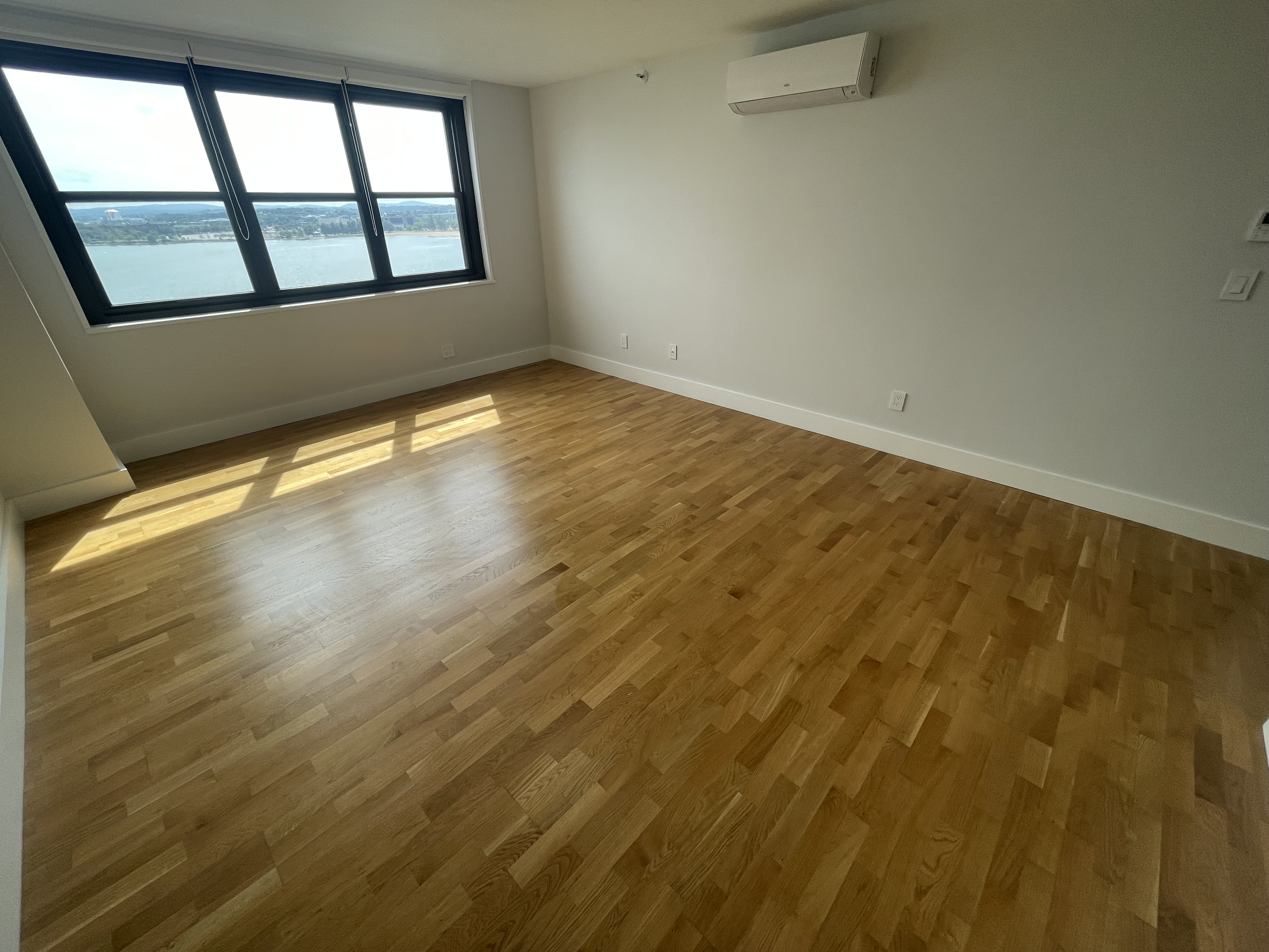 1410 Columbia Rd, South Boston