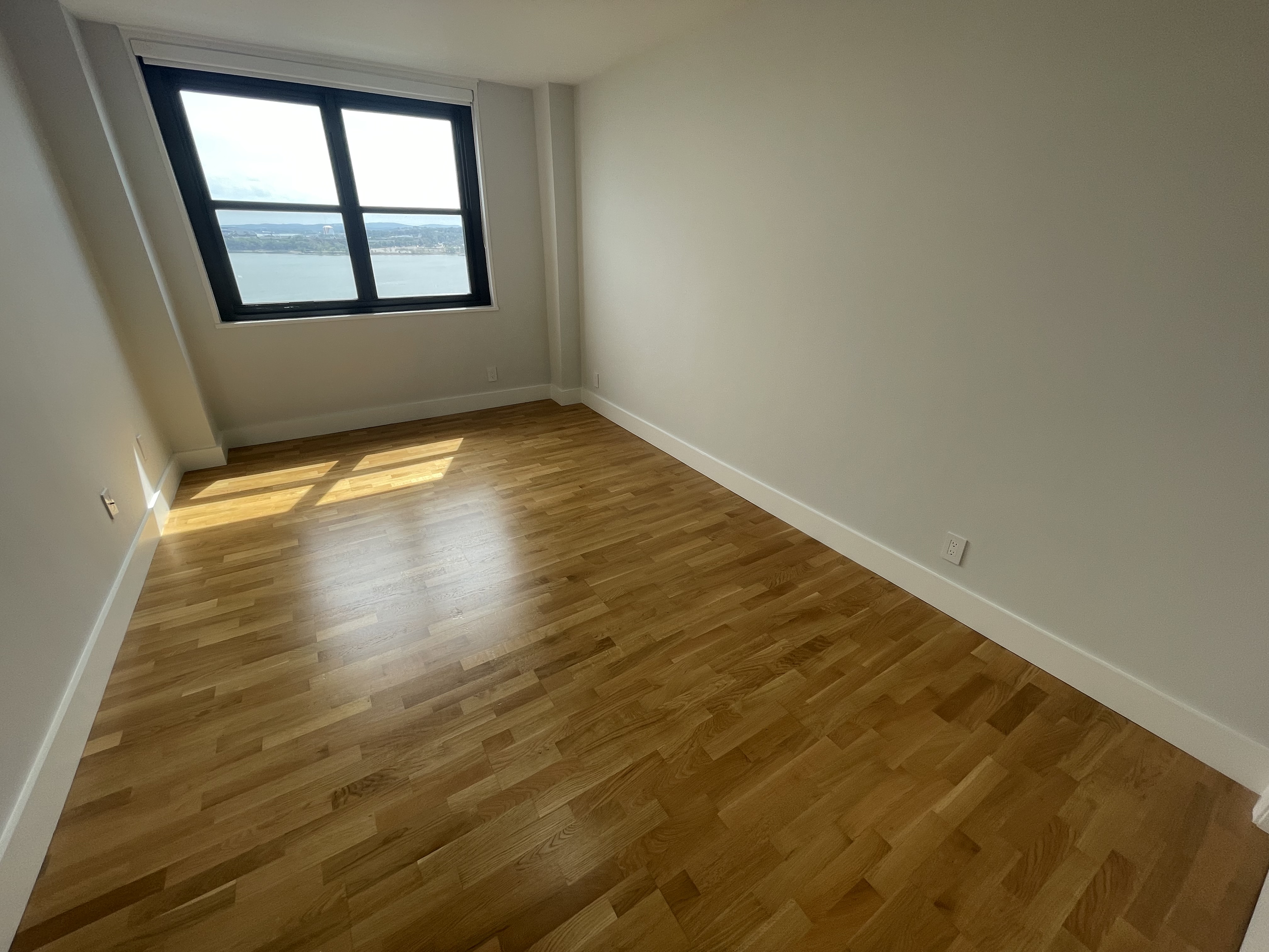 1410 Columbia Rd, South Boston