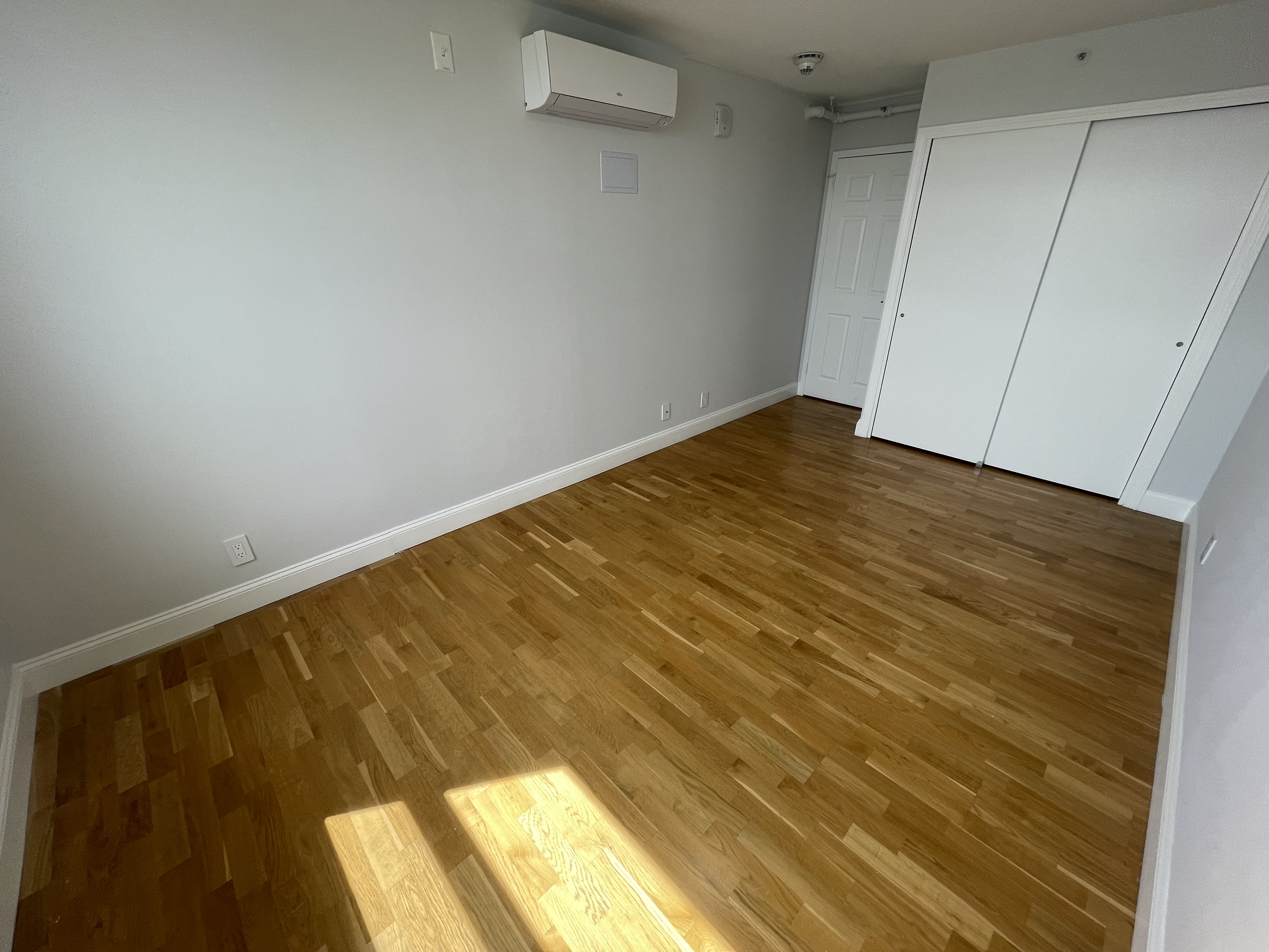 1410 Columbia Rd, South Boston