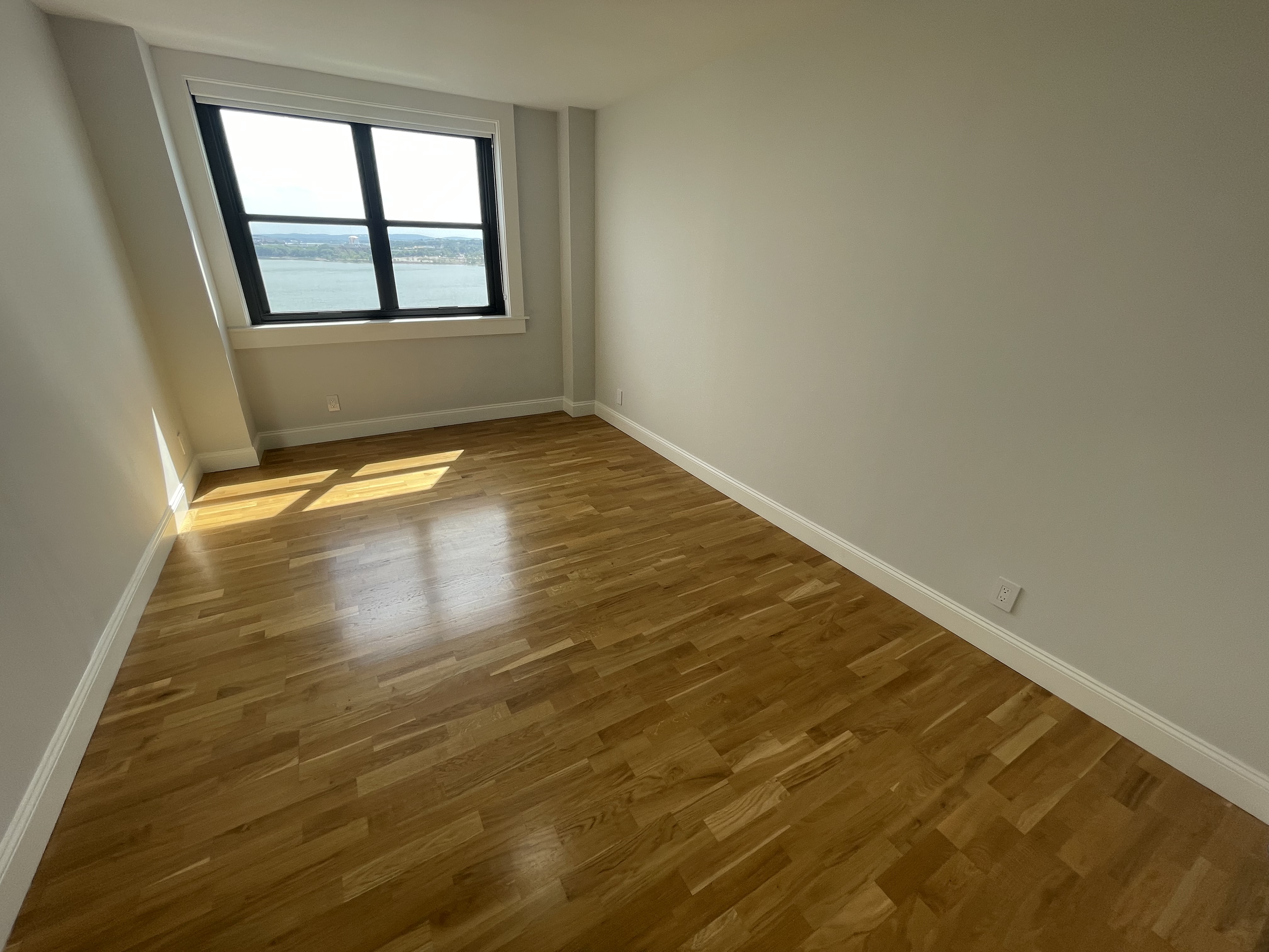 1410 Columbia Rd, South Boston