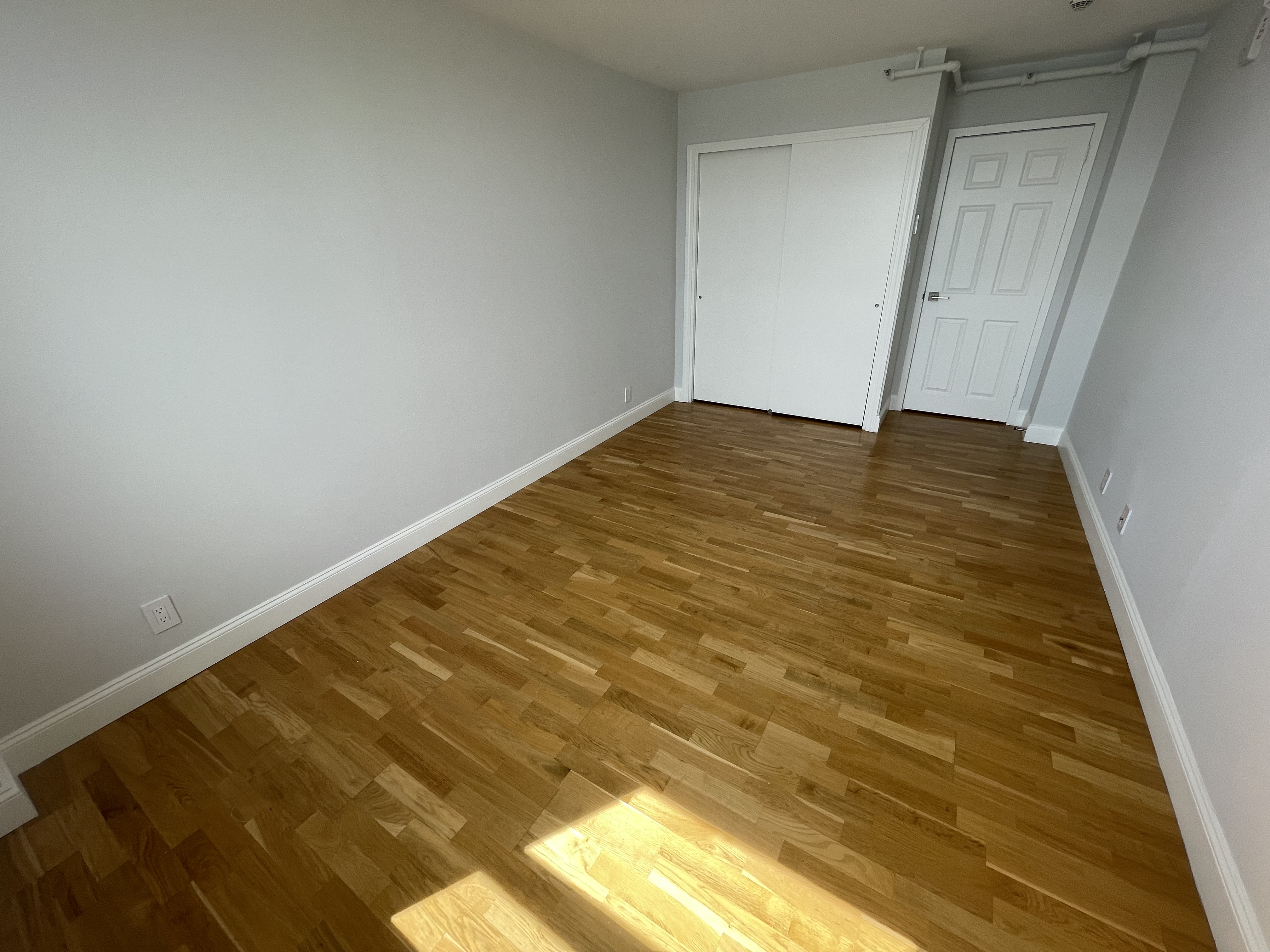 1410 Columbia Rd, South Boston