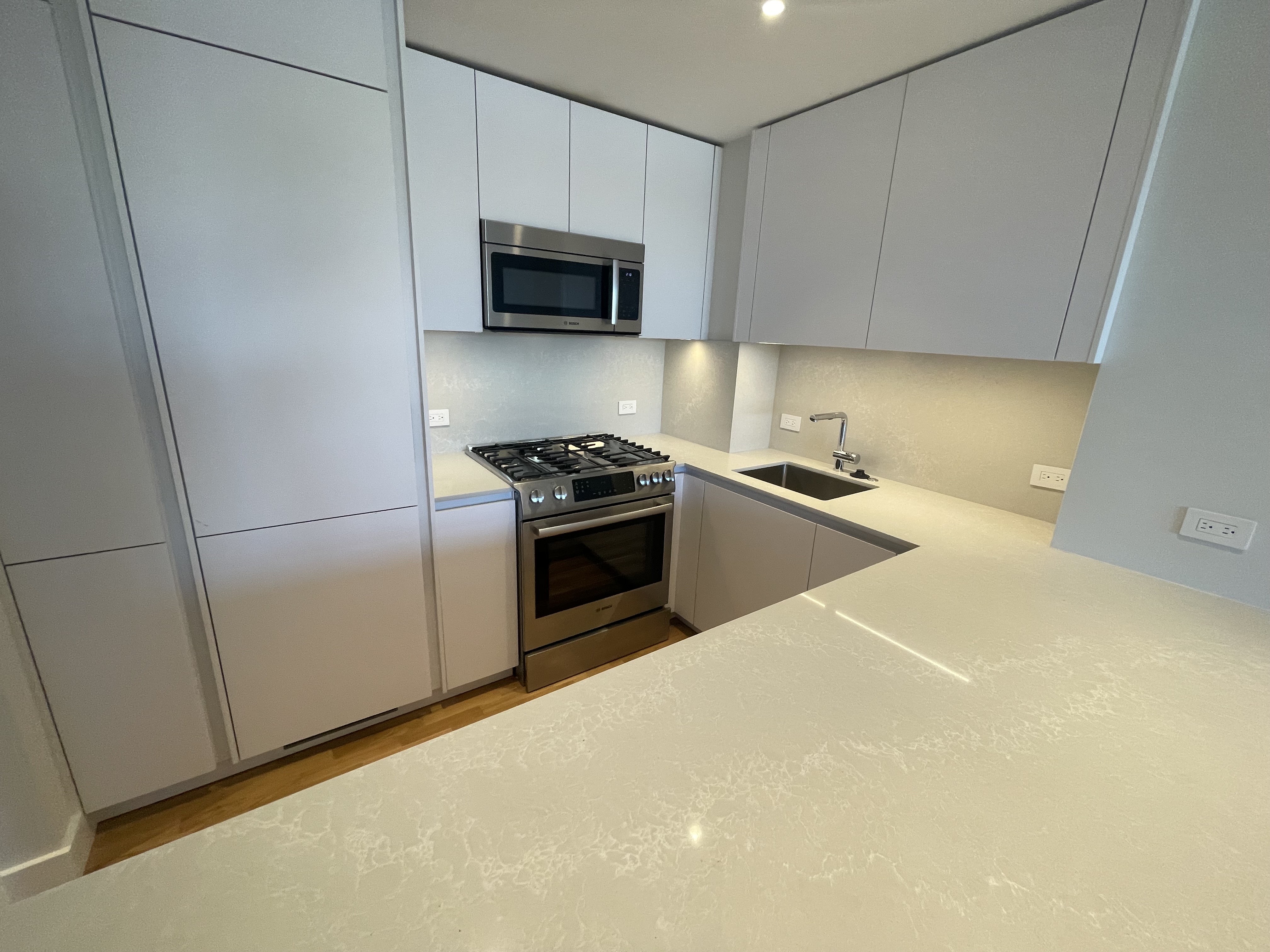 1410 Columbia Rd, South Boston