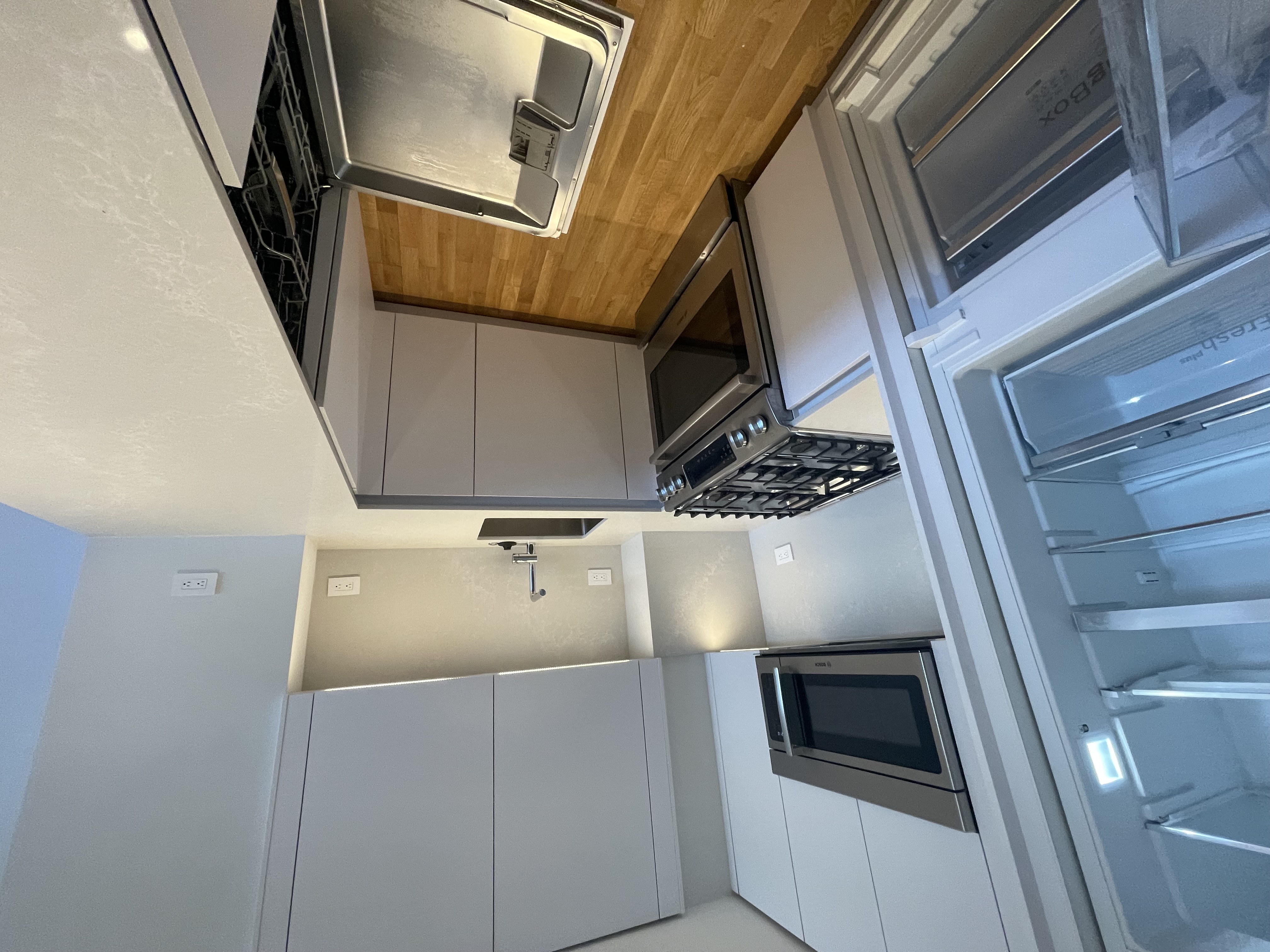 1410 Columbia Rd, South Boston