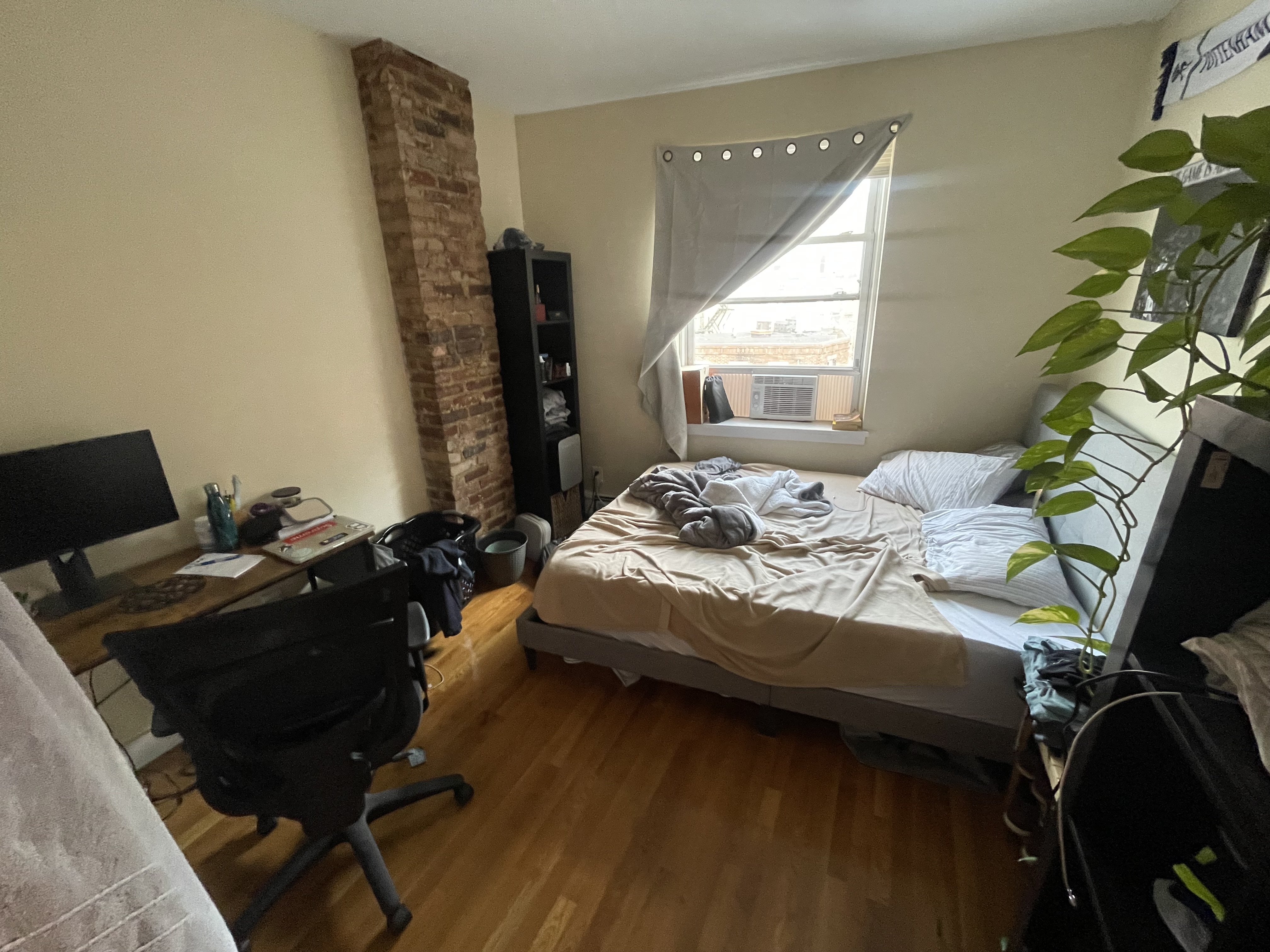 452 Hanover St, North End