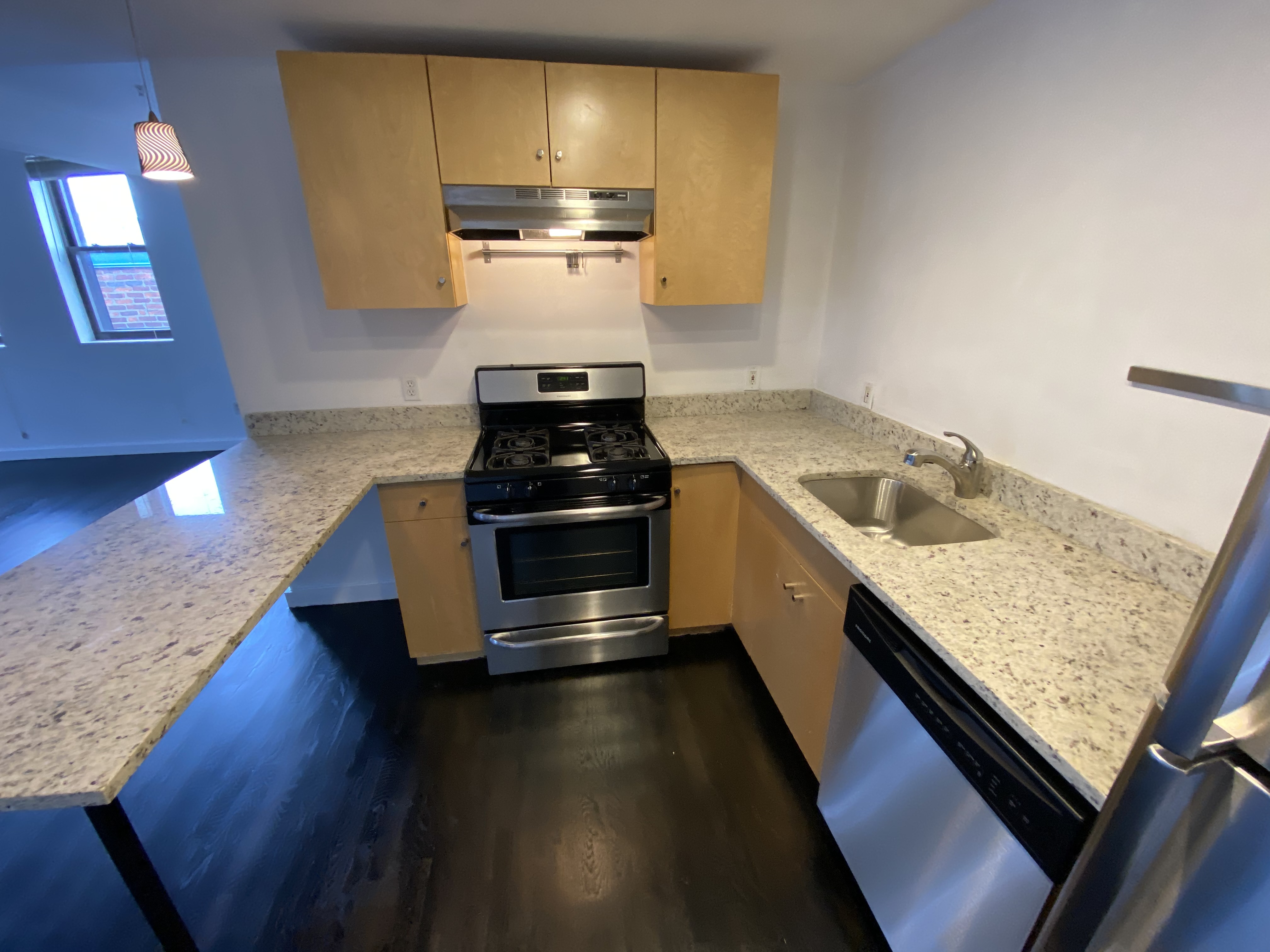 100 Pearl St, Chelsea