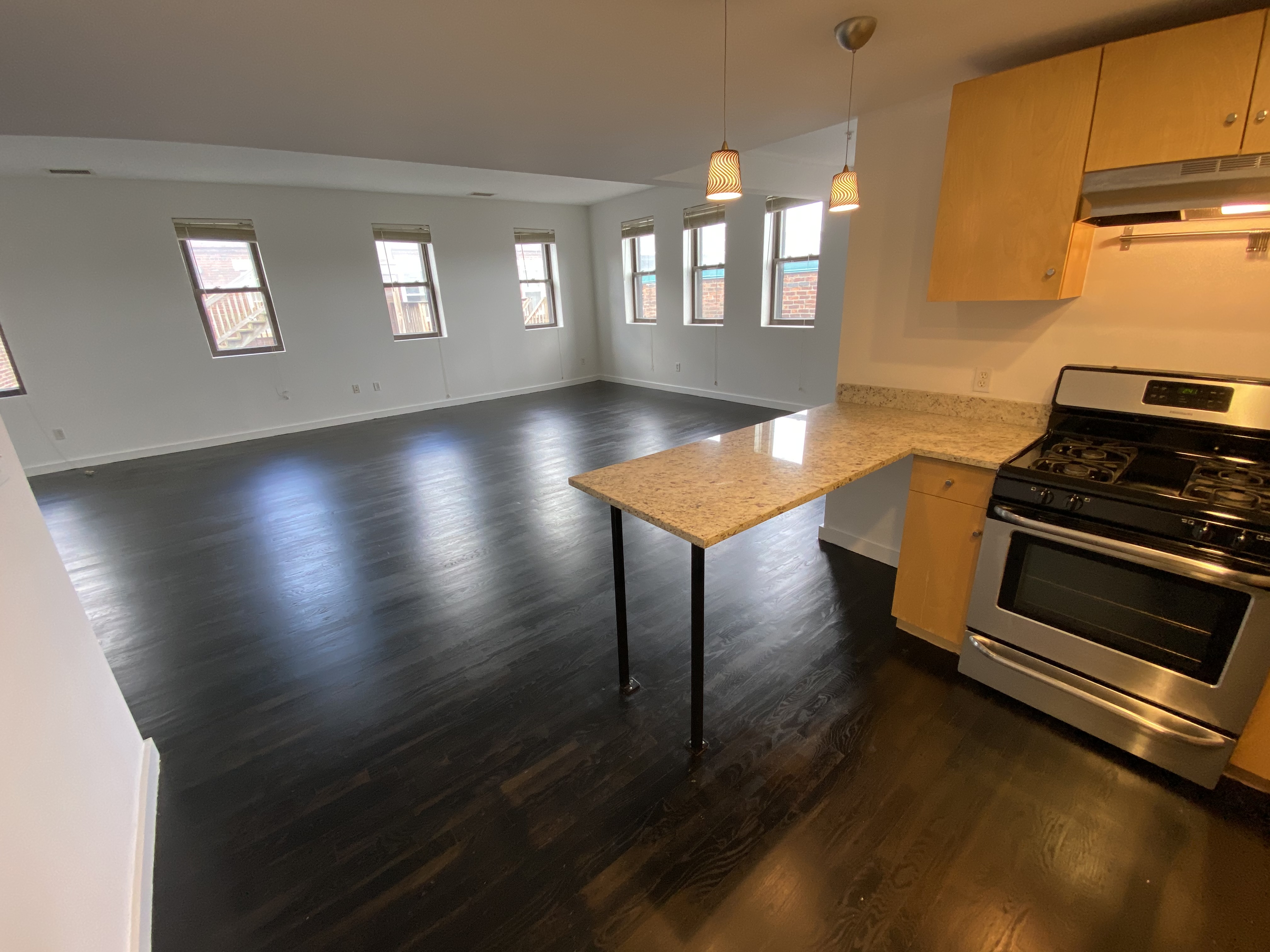 100 Pearl St, Chelsea