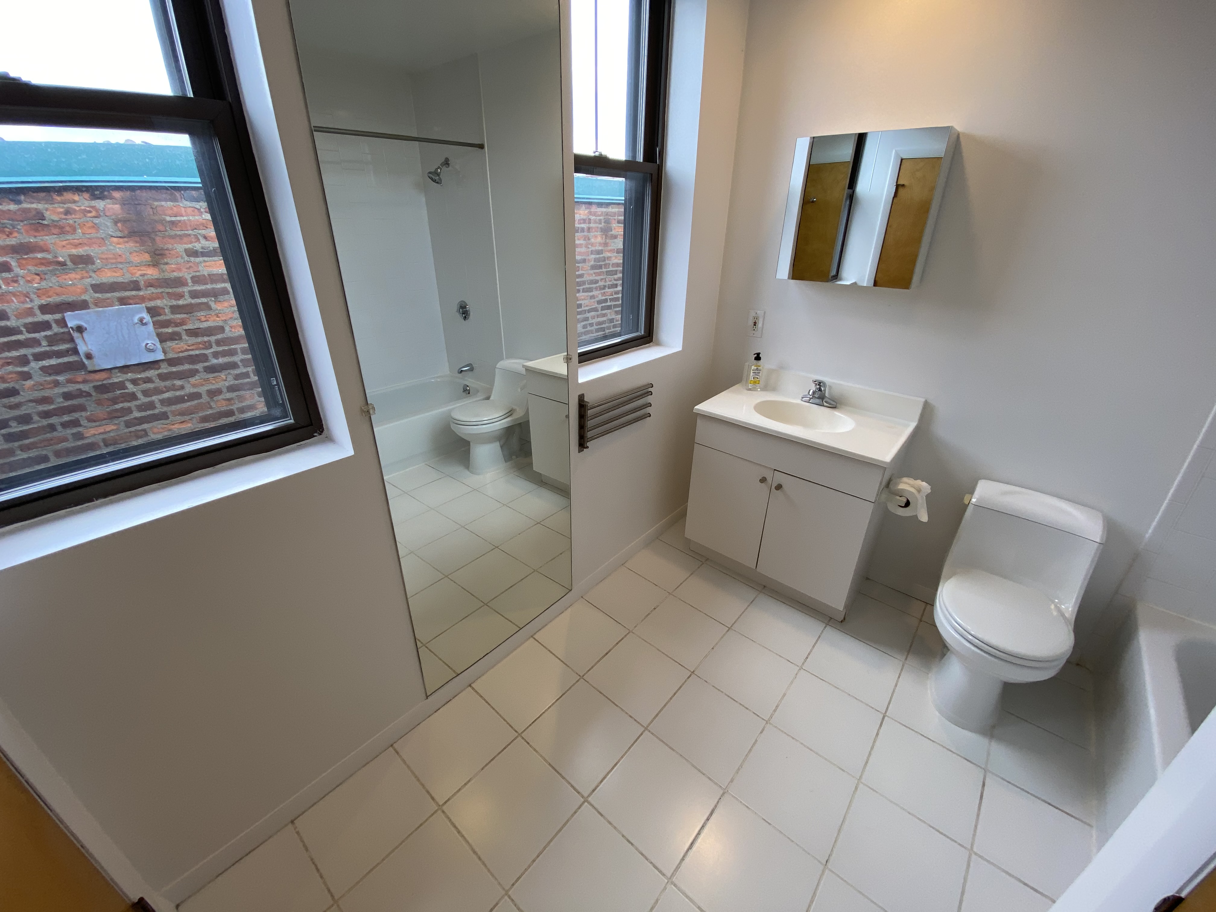 100 Pearl St, Chelsea