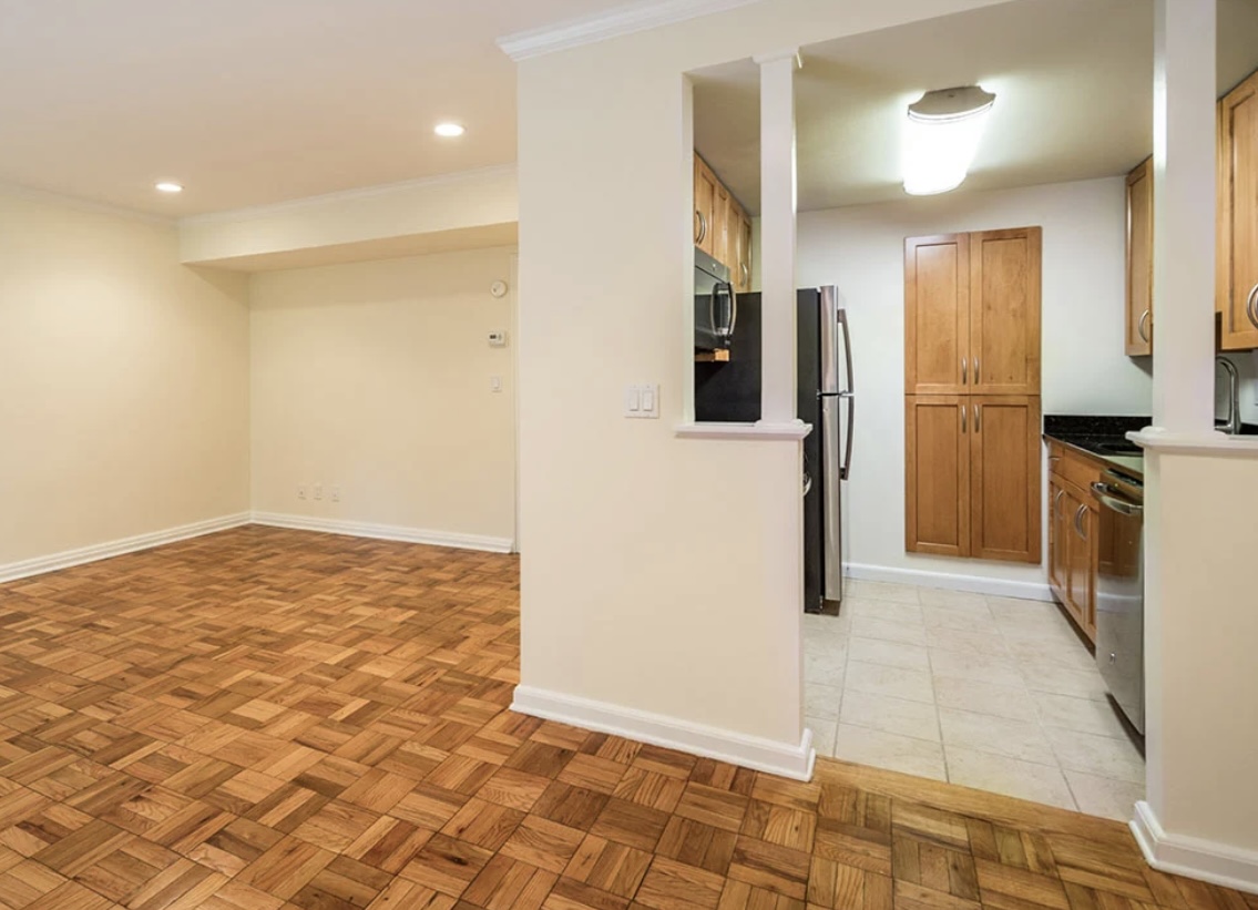 1 Hancock Village Dr, Chestnut Hill