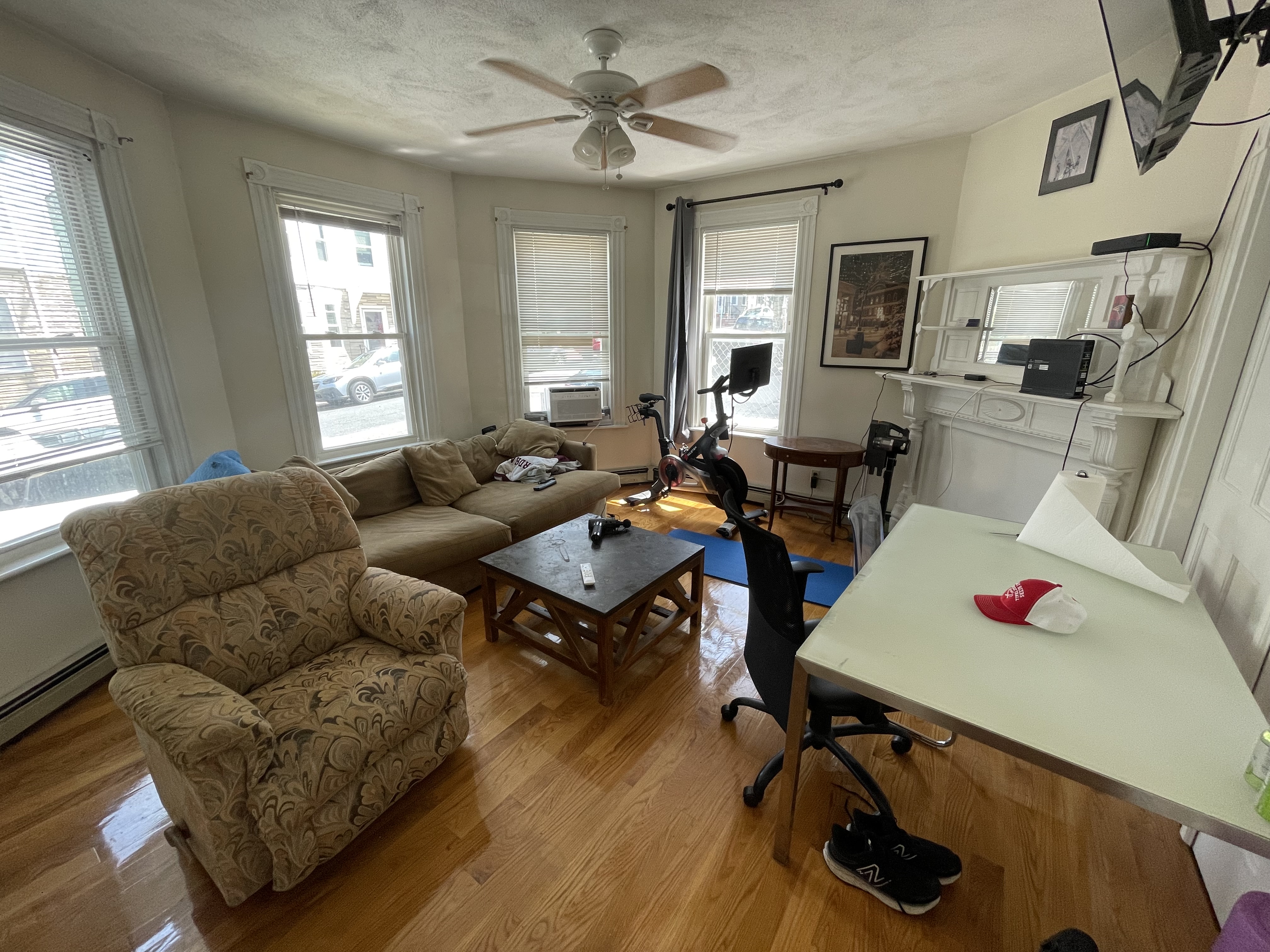 627 3rd St, South Boston