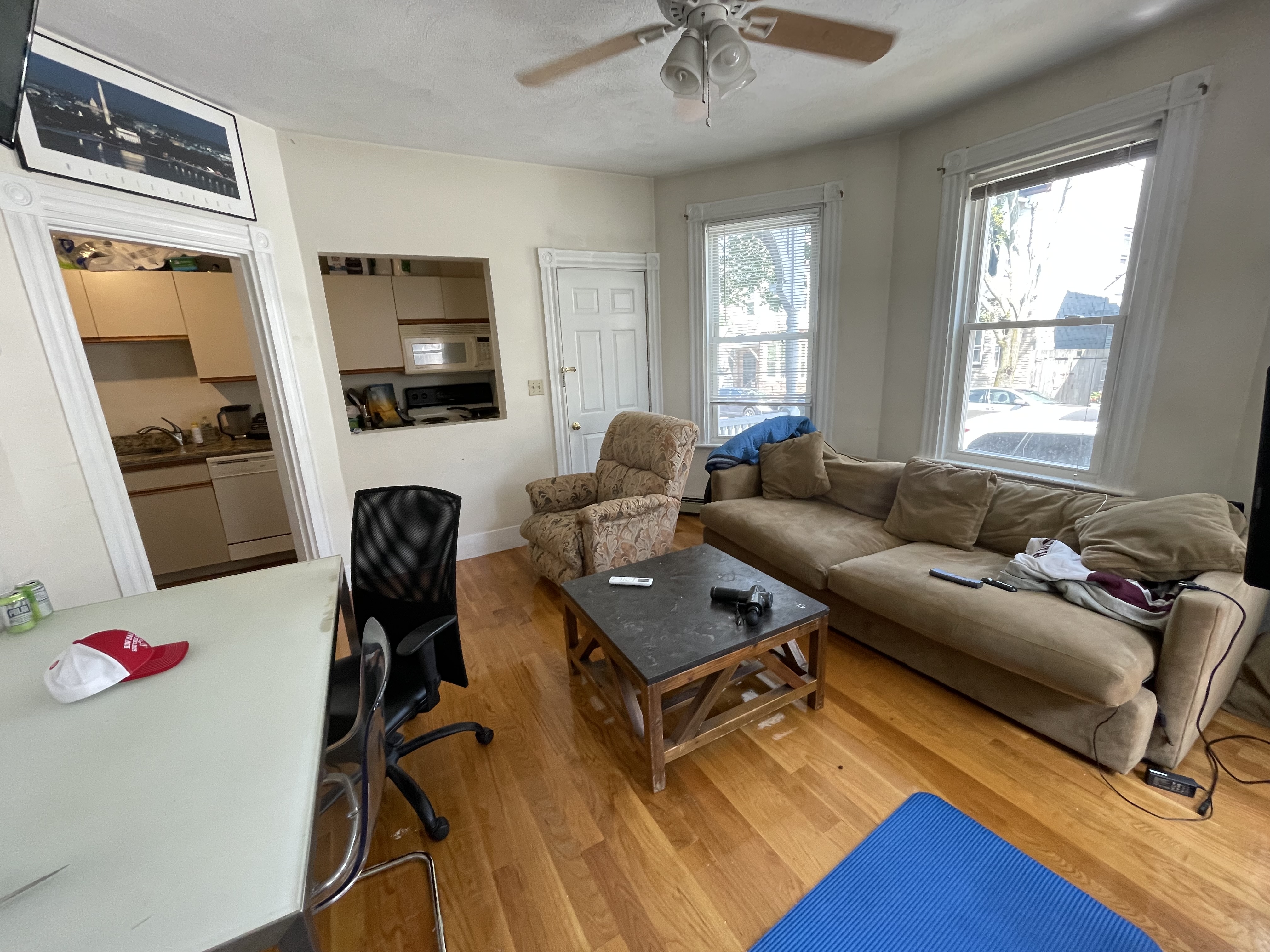 627 3rd St, South Boston