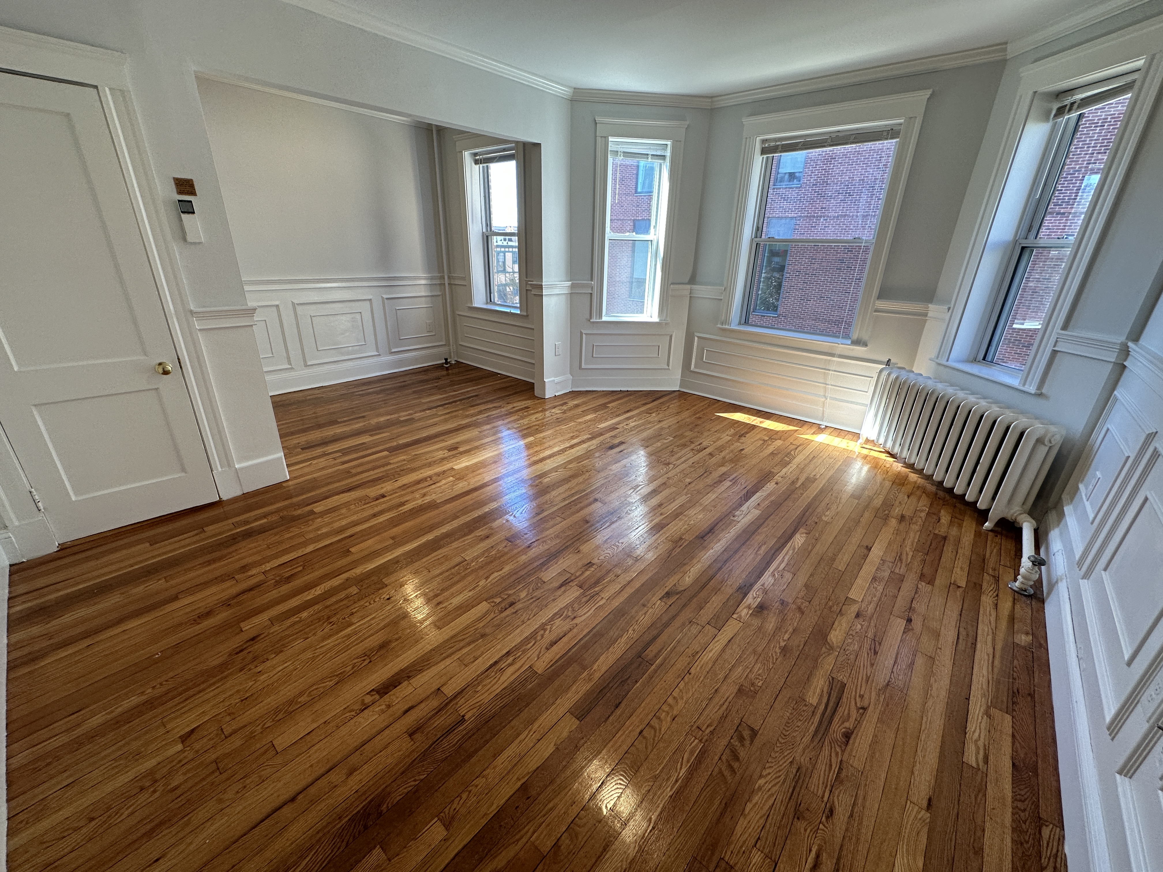 49 Worthington St, Mission Hill