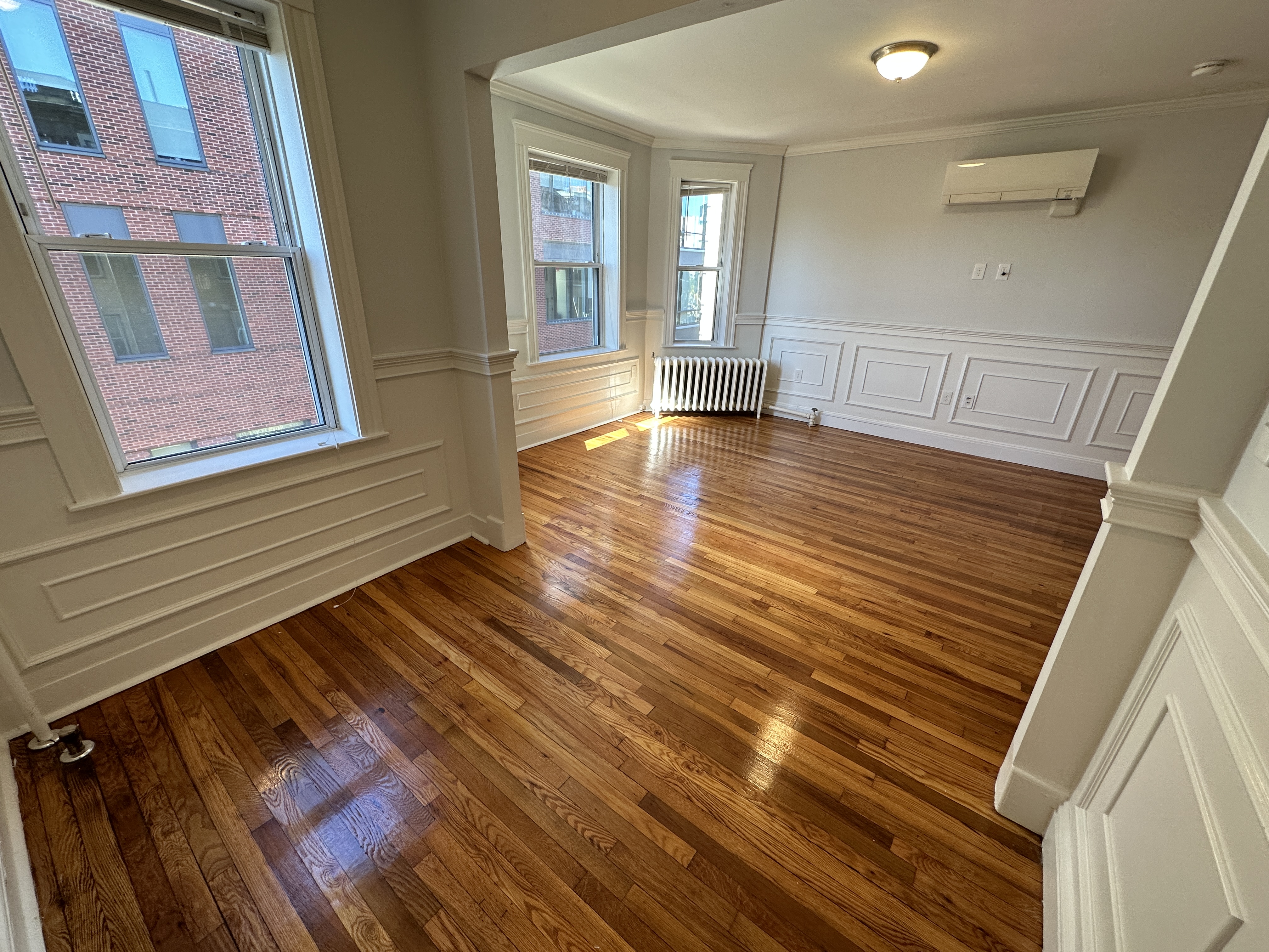 49 Worthington St, Mission Hill