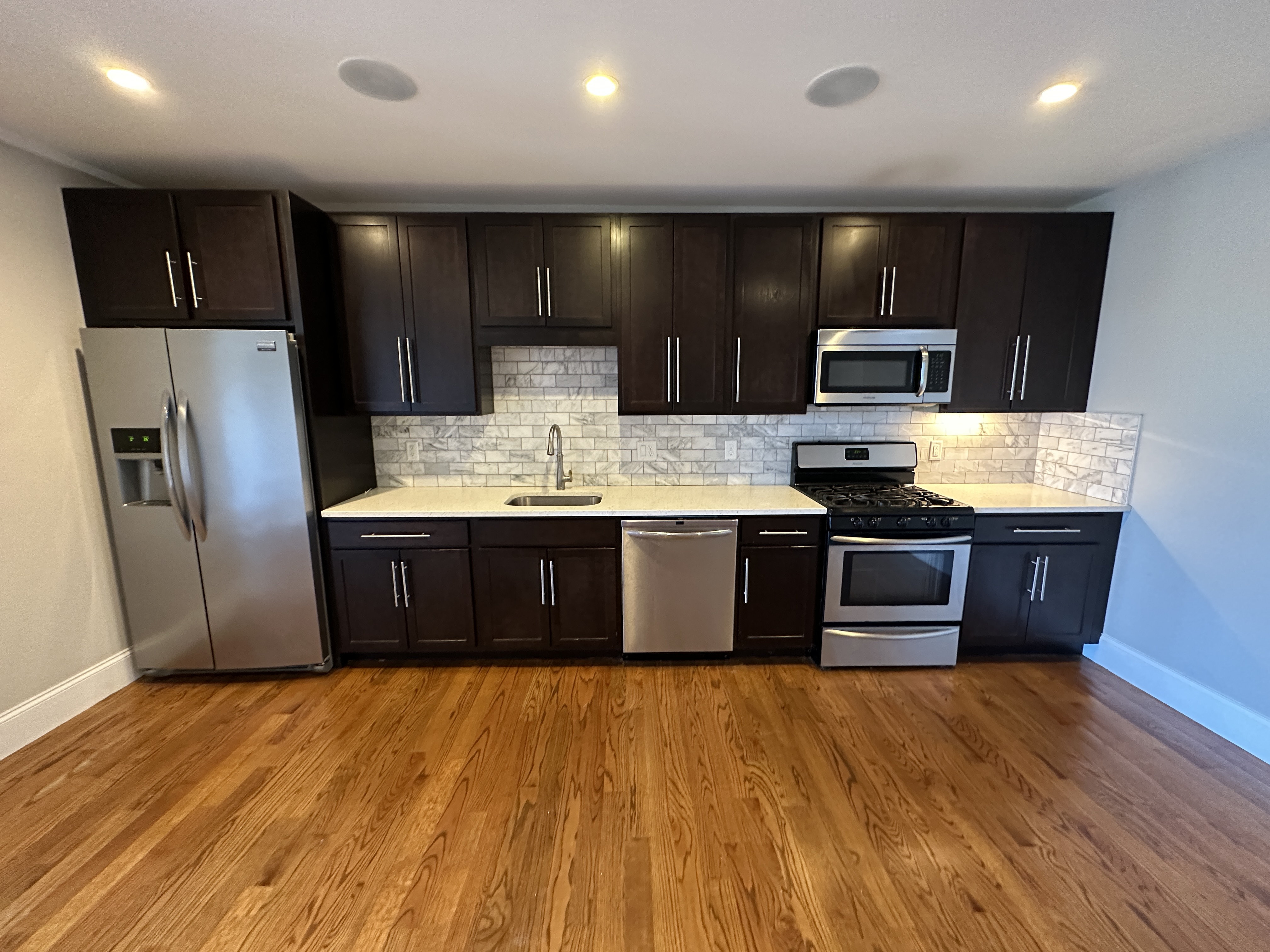 339 D St, South Boston