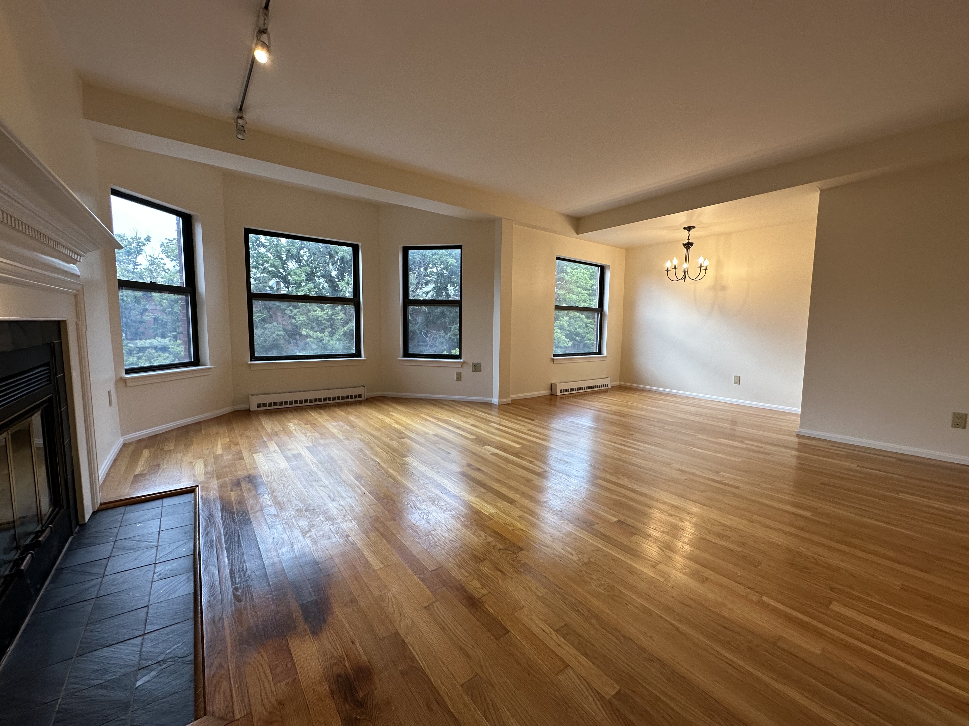 50 Saint Stephen St, Fenway