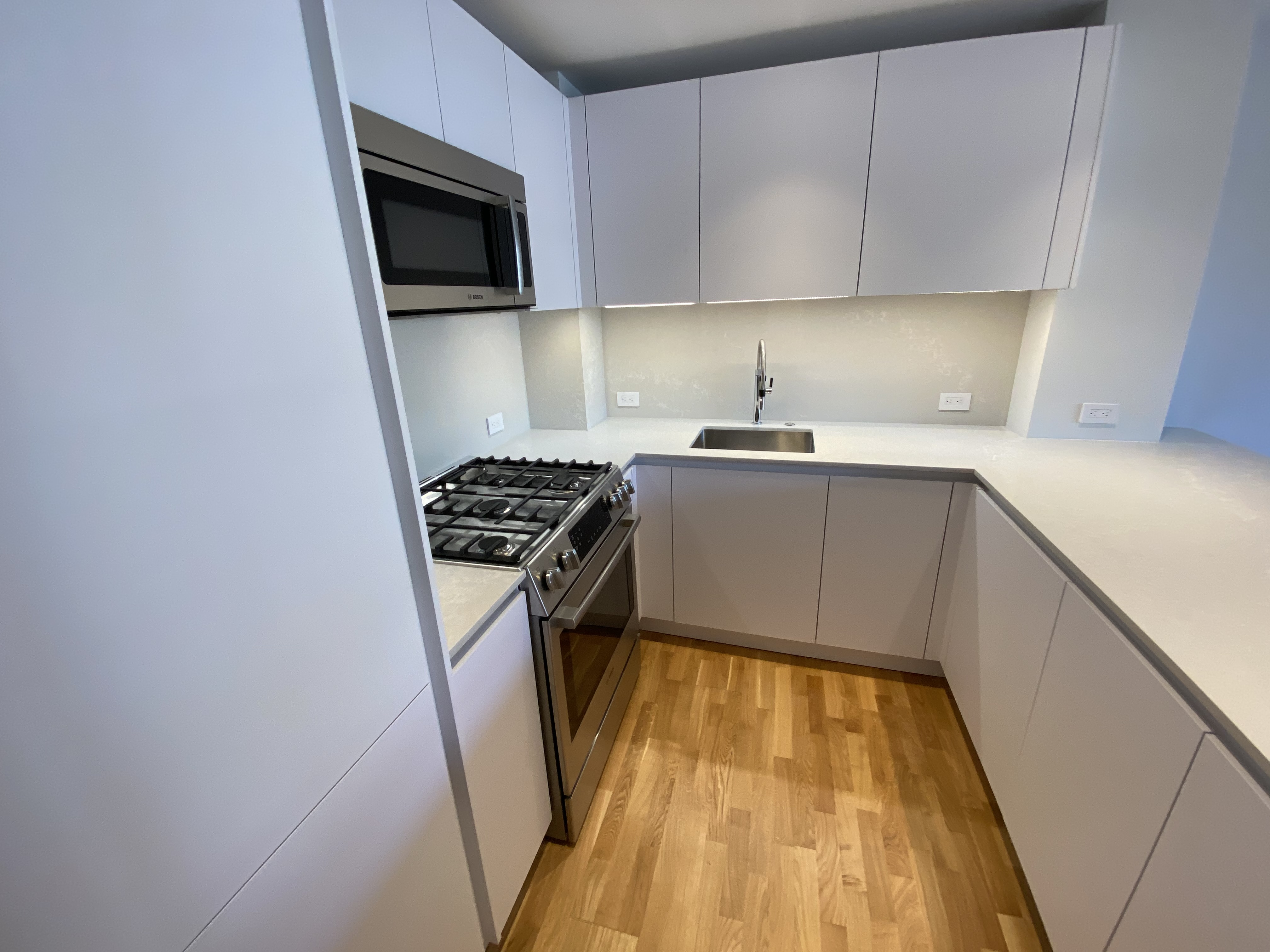 1410 Columbia Rd, South Boston