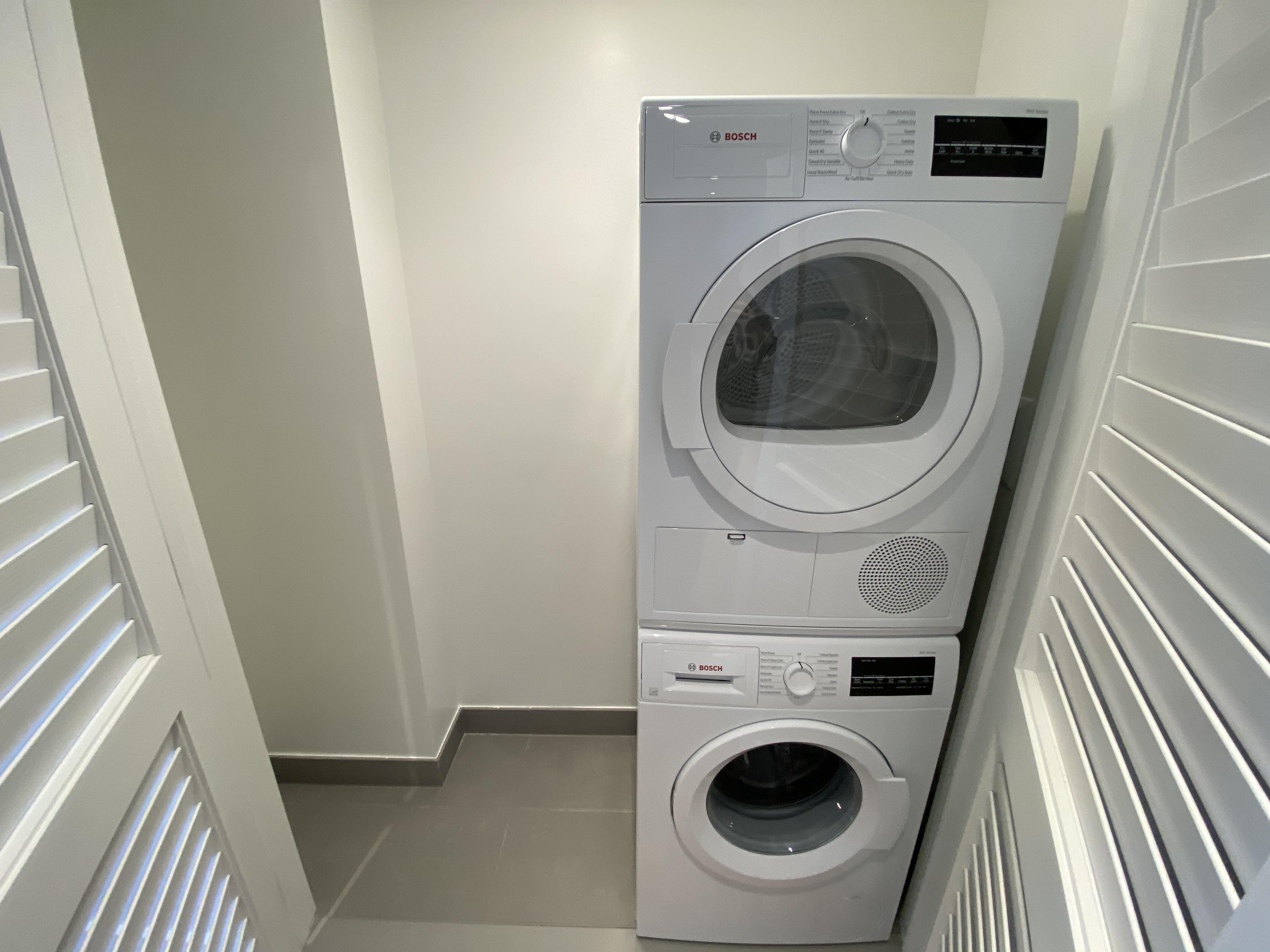 1410 Columbia Rd, South Boston