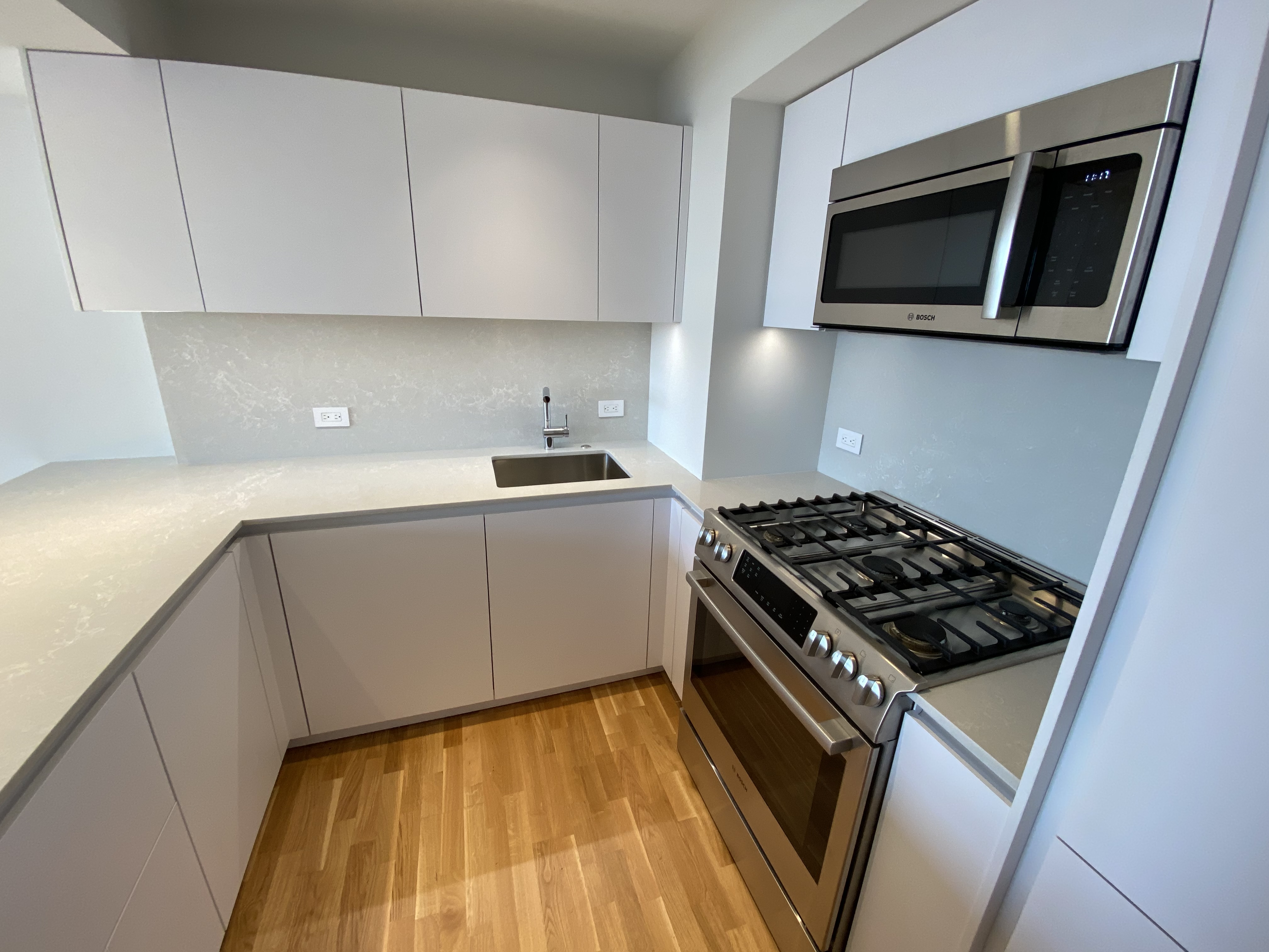 1410 Columbia Rd, South Boston