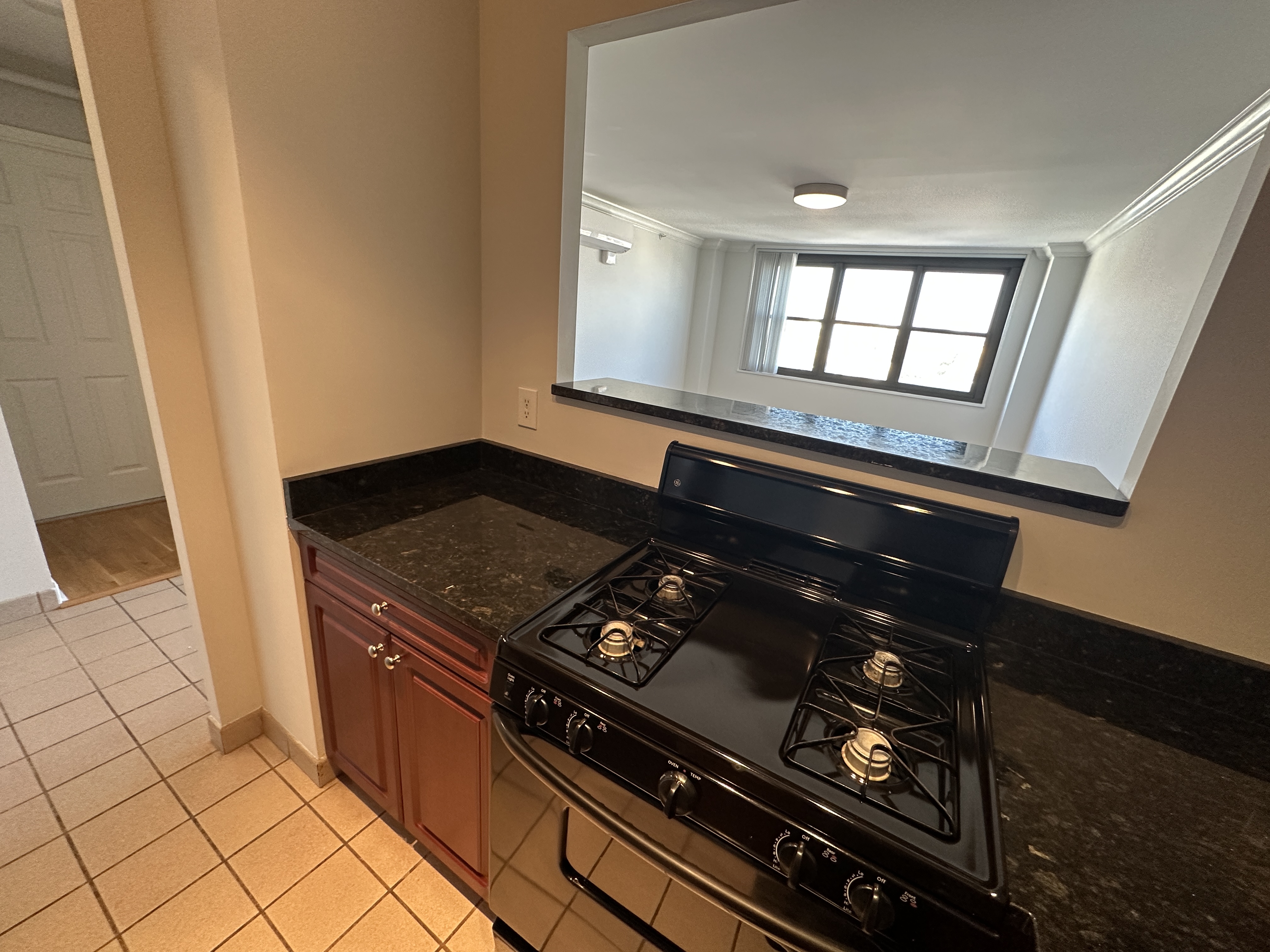 1410 Columbia Rd, South Boston