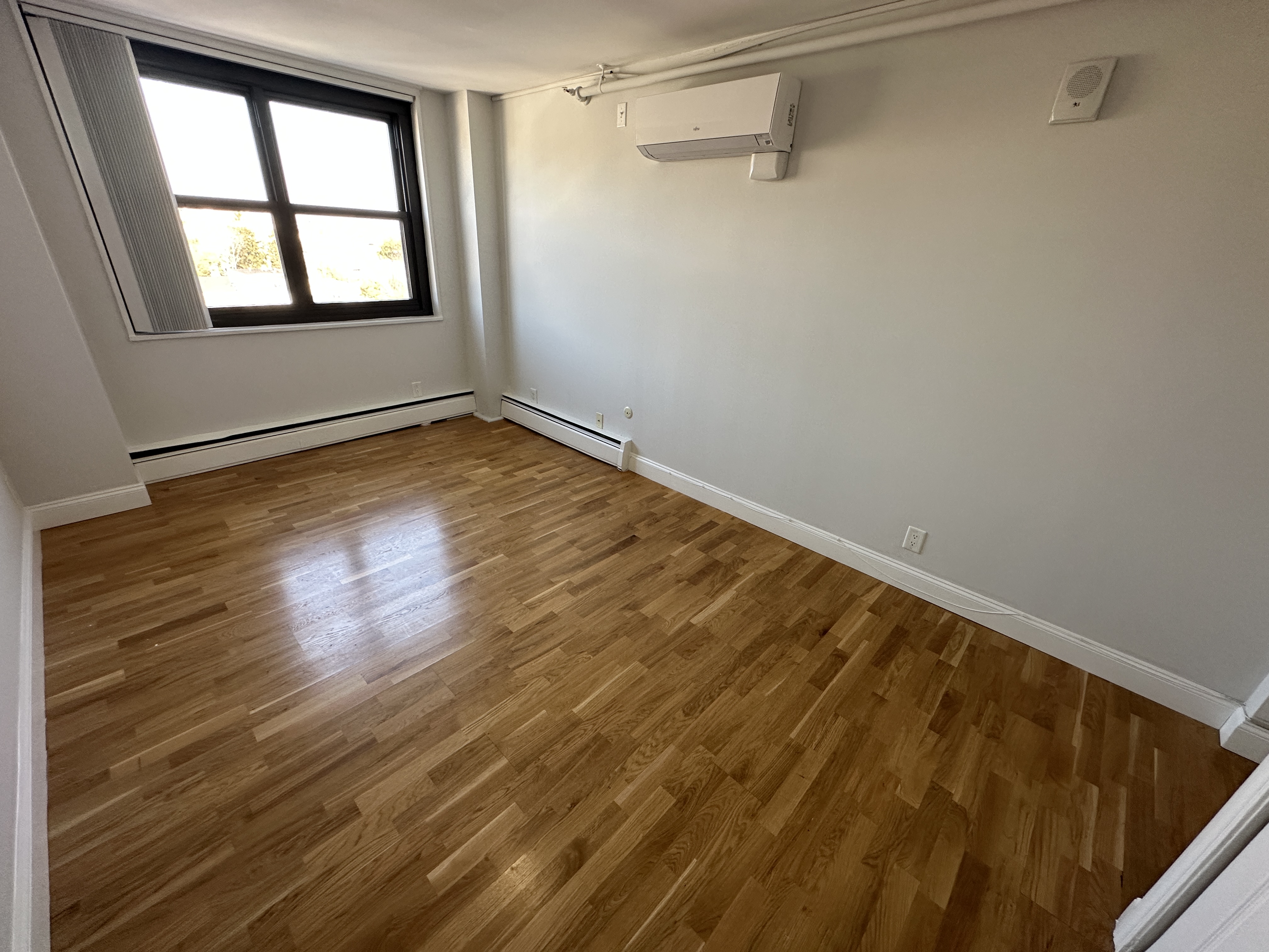 1410 Columbia Rd, South Boston