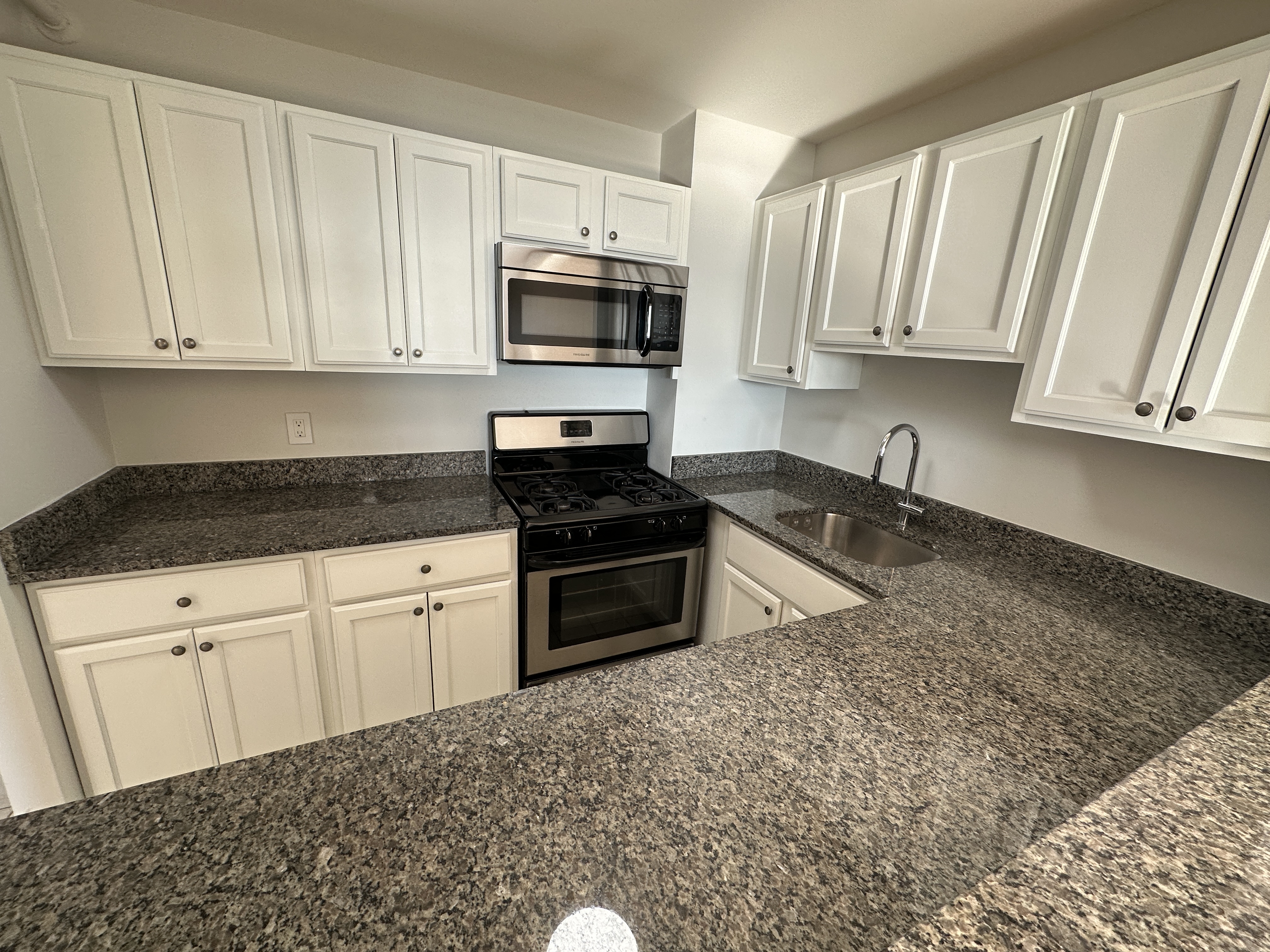 1410 Columbia Rd, South Boston