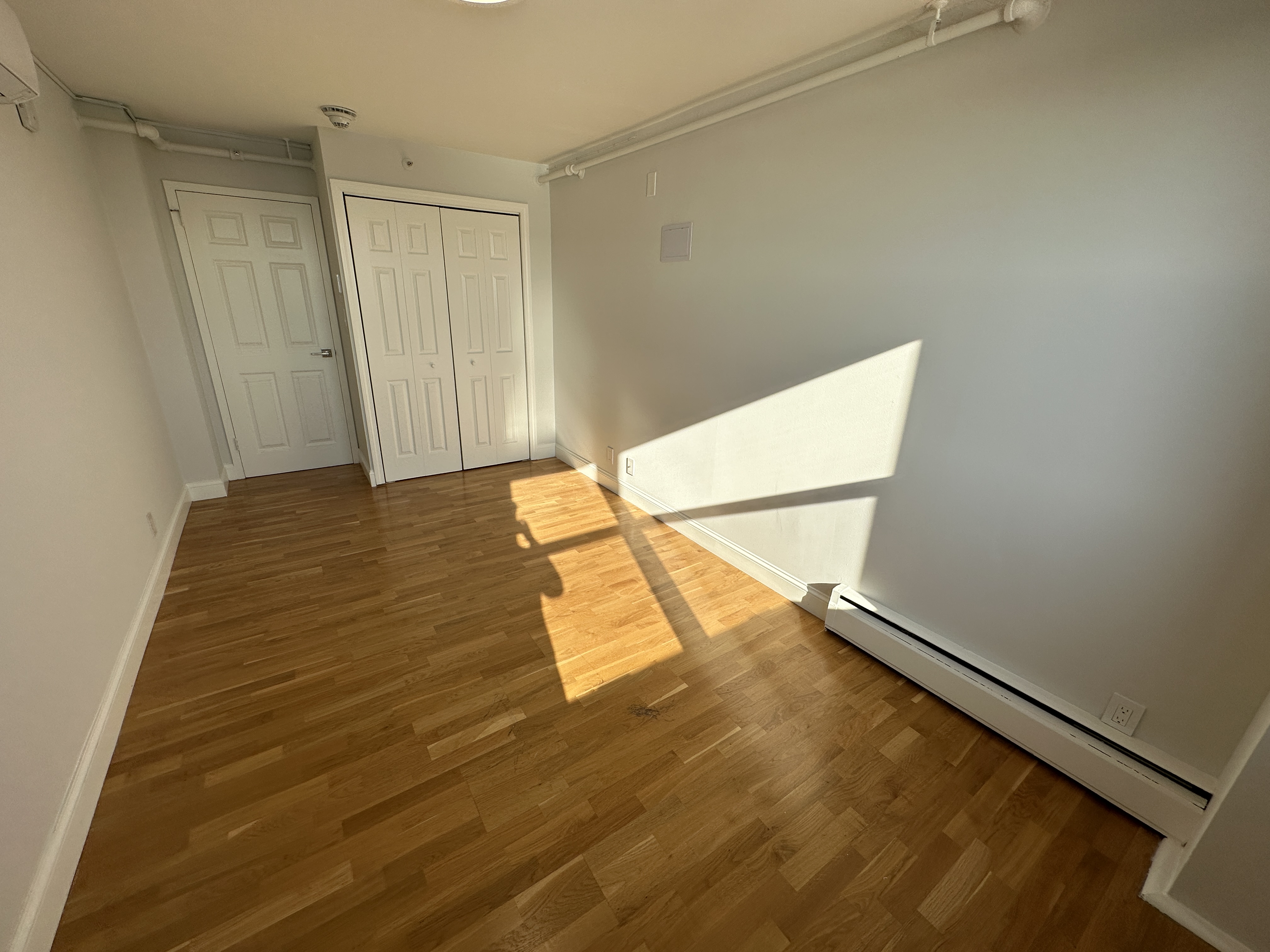 1410 Columbia Rd, South Boston