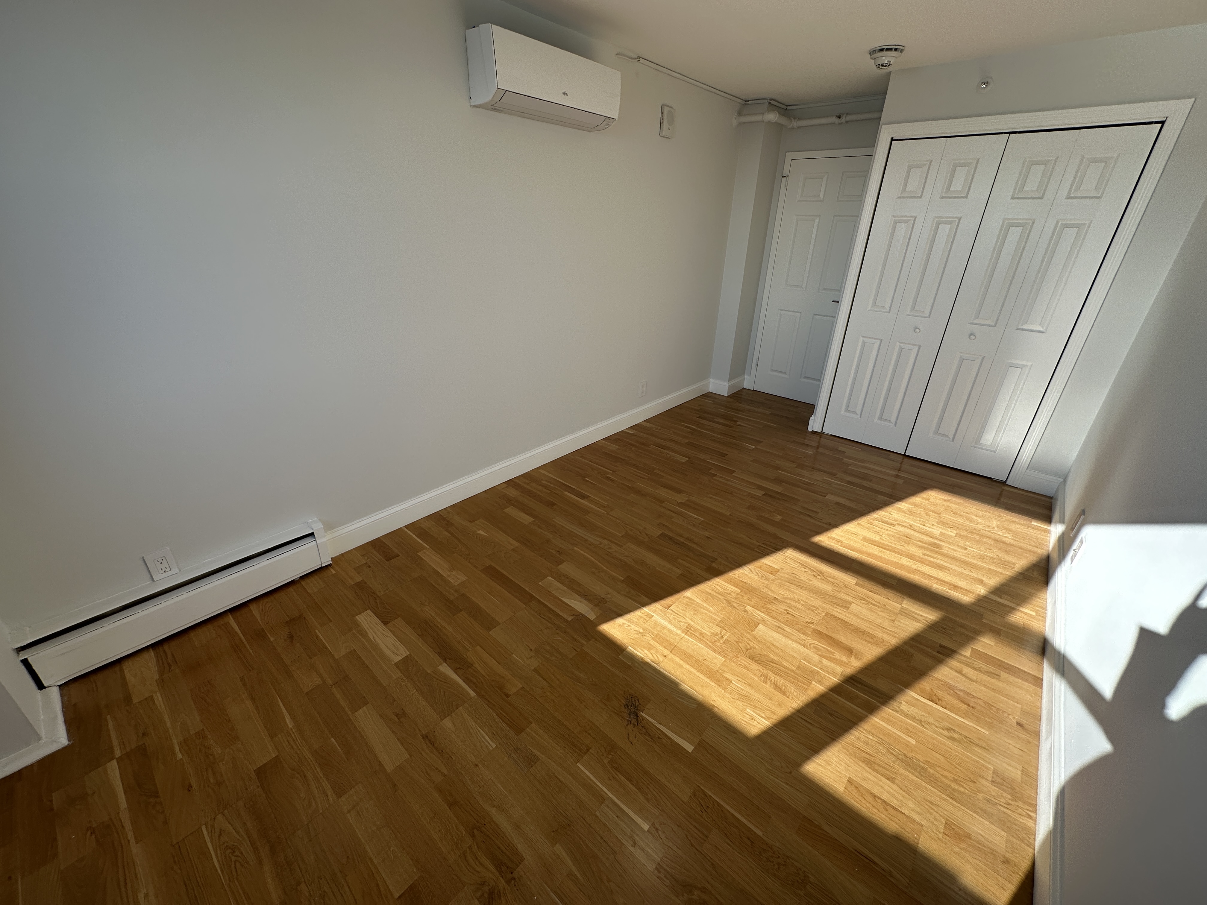 1410 Columbia Rd, South Boston