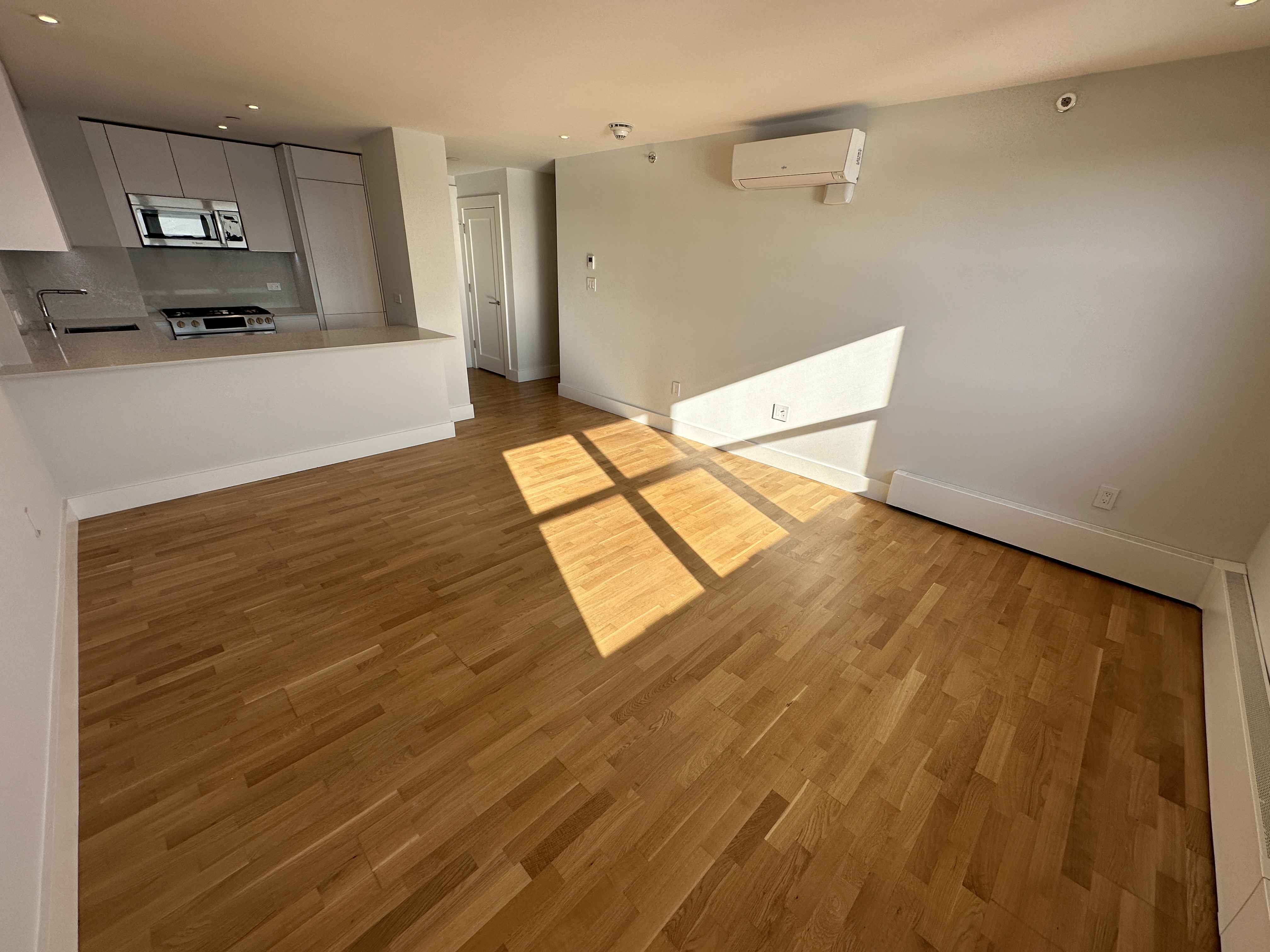 1410 Columbia Rd, South Boston