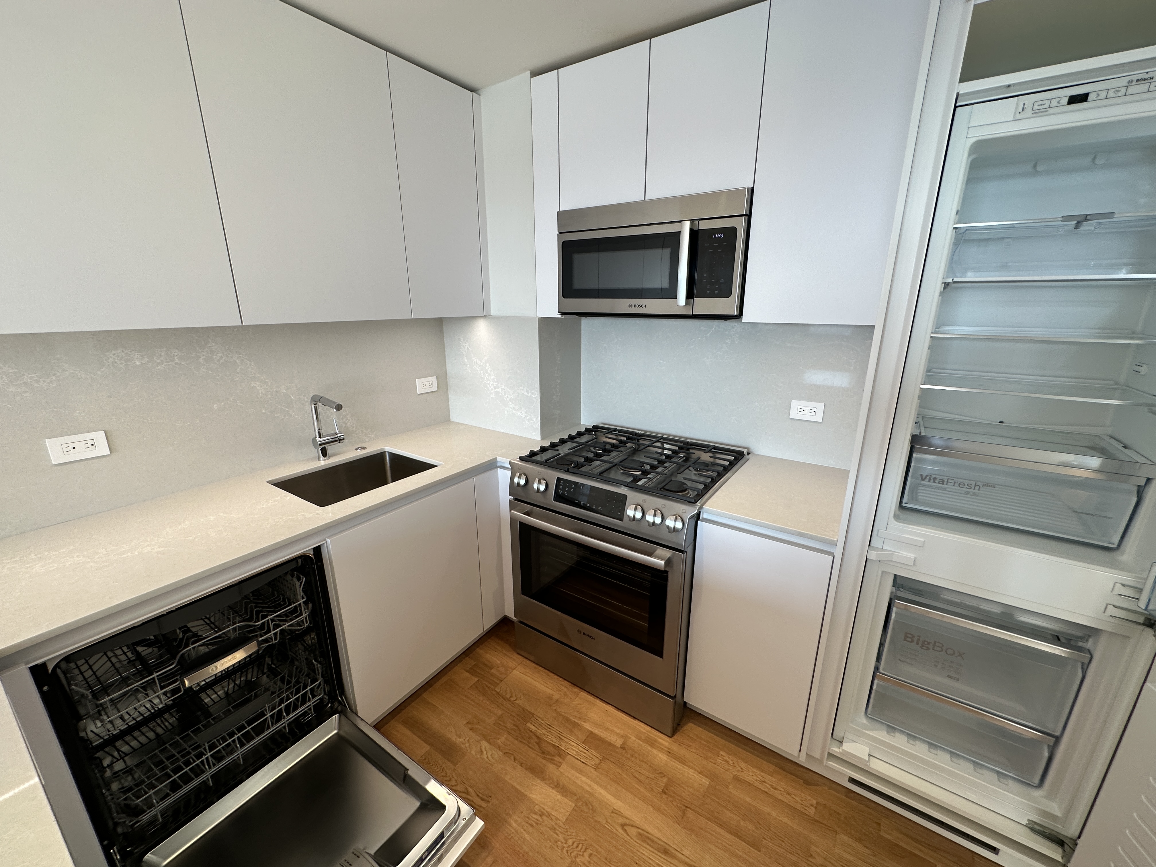 1410 Columbia Rd, South Boston