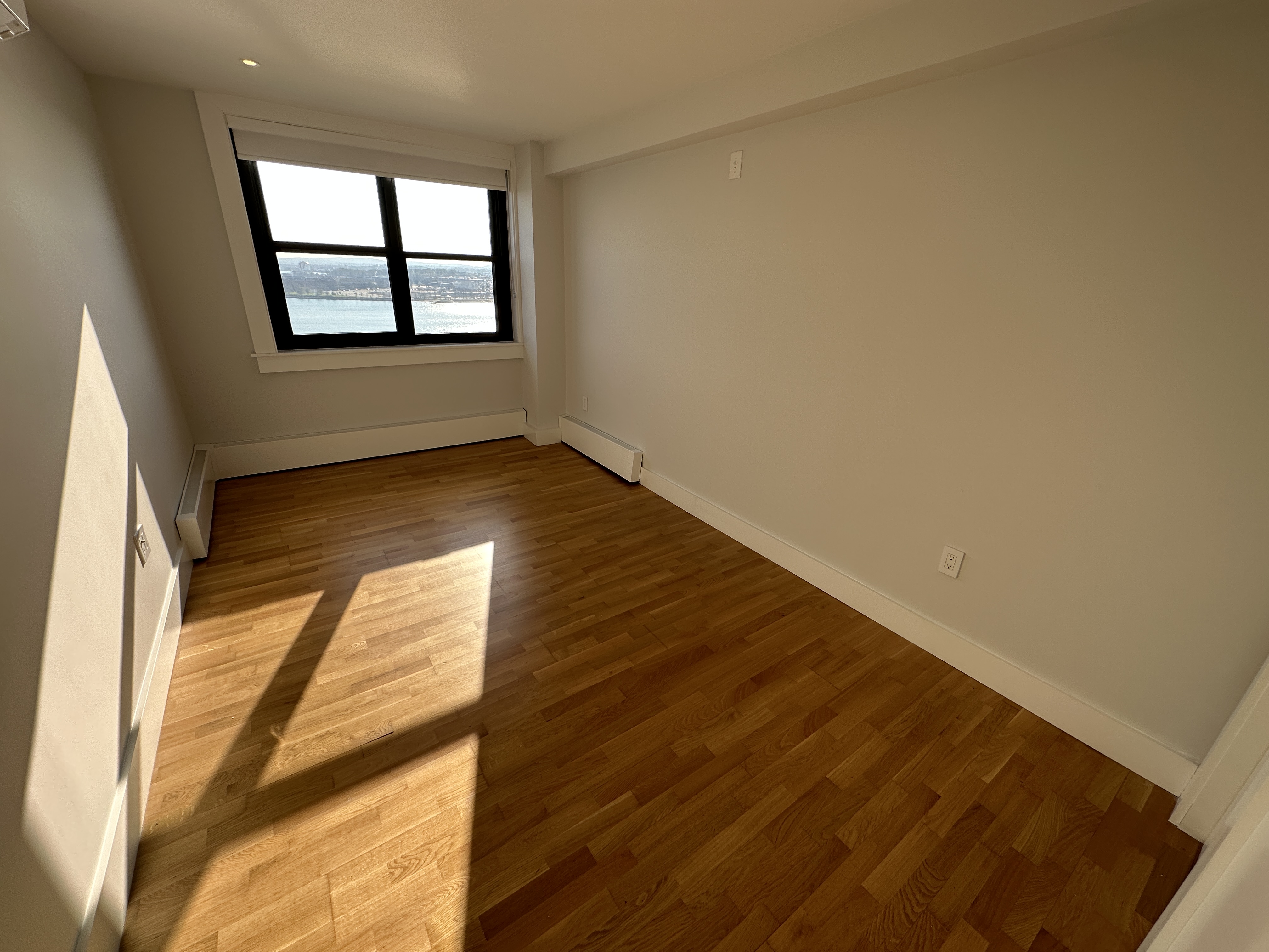 1410 Columbia Rd, South Boston