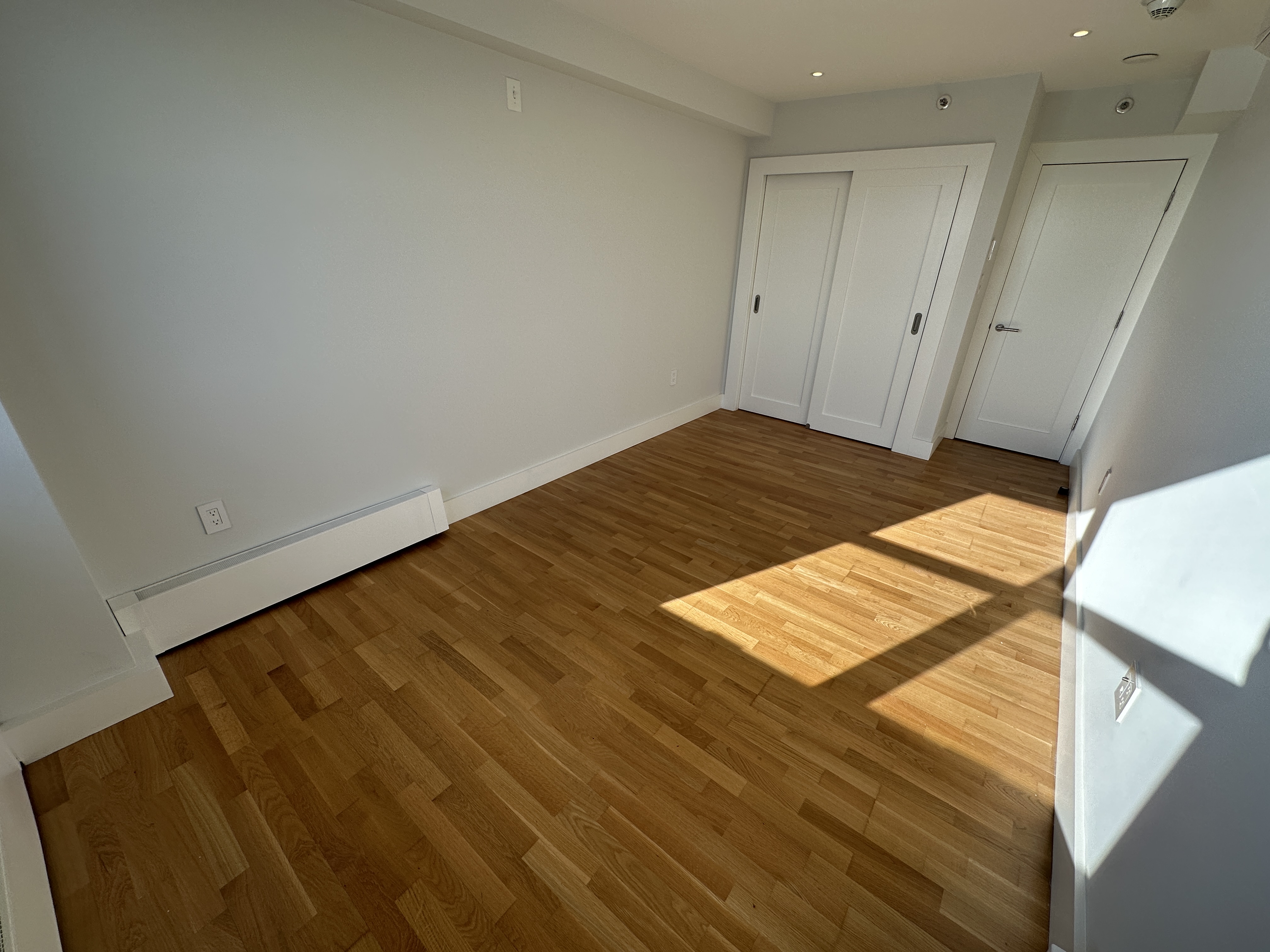 1410 Columbia Rd, South Boston