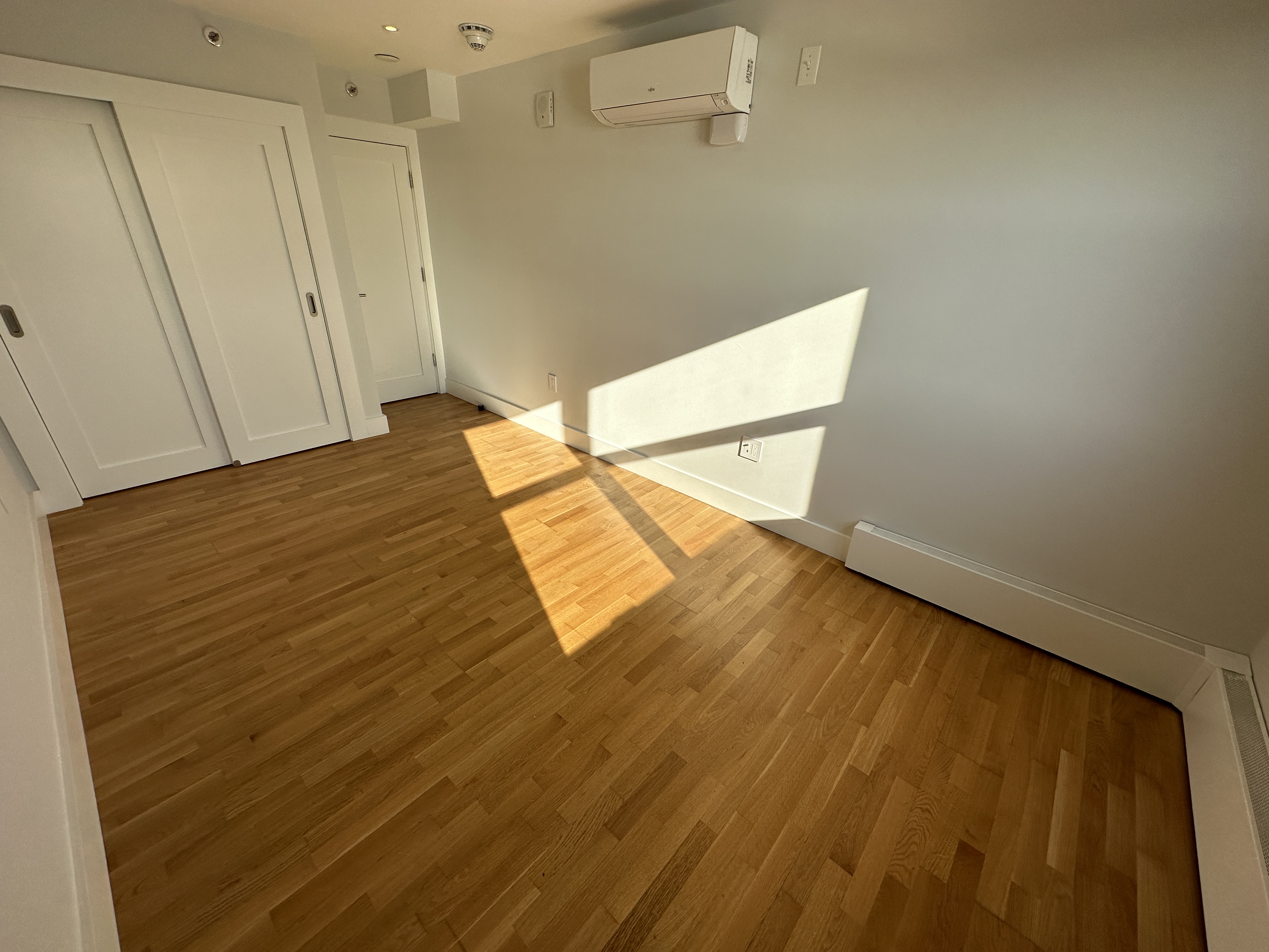 1410 Columbia Rd, South Boston