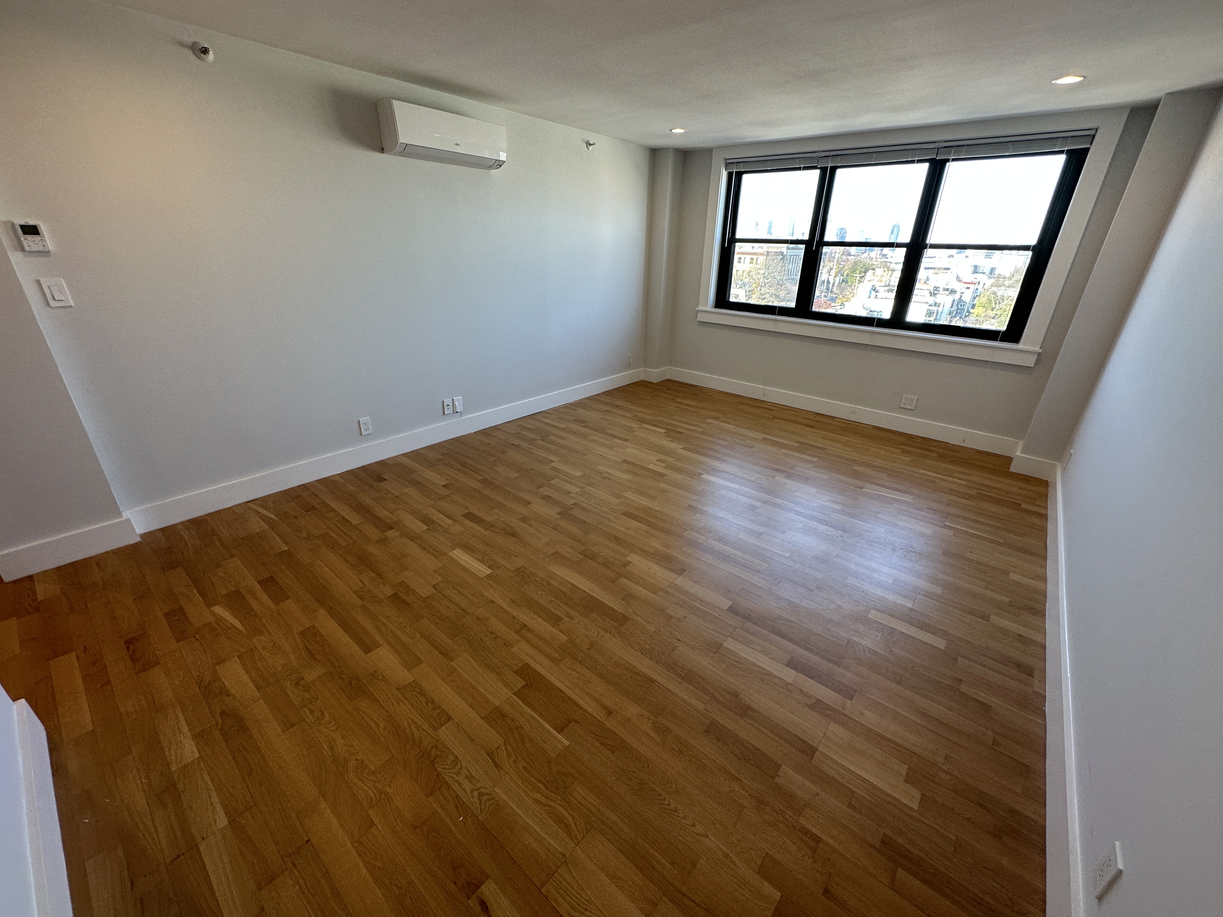 1410 Columbia Rd, South Boston