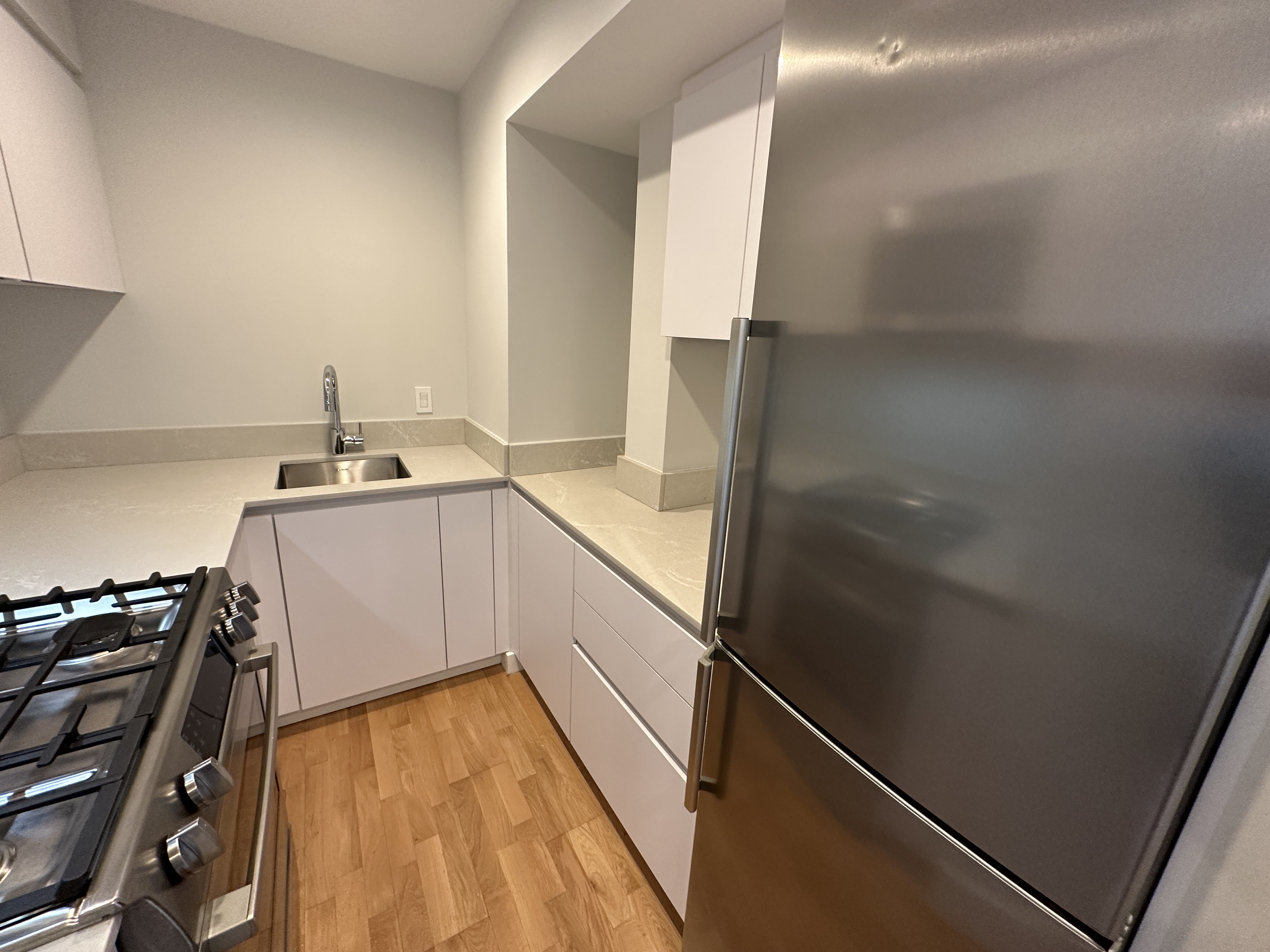 1410 Columbia Rd, South Boston