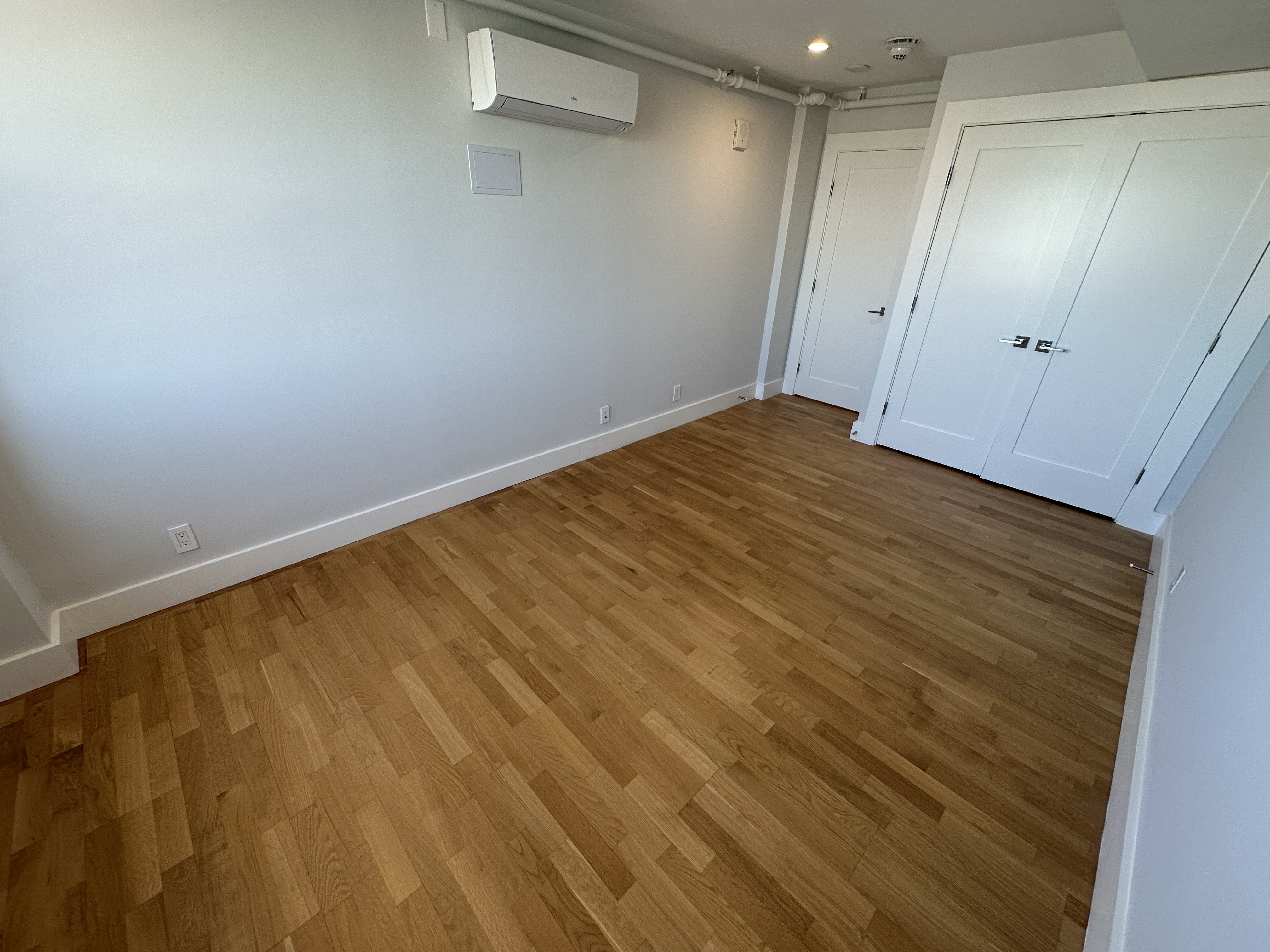 1410 Columbia Rd, South Boston