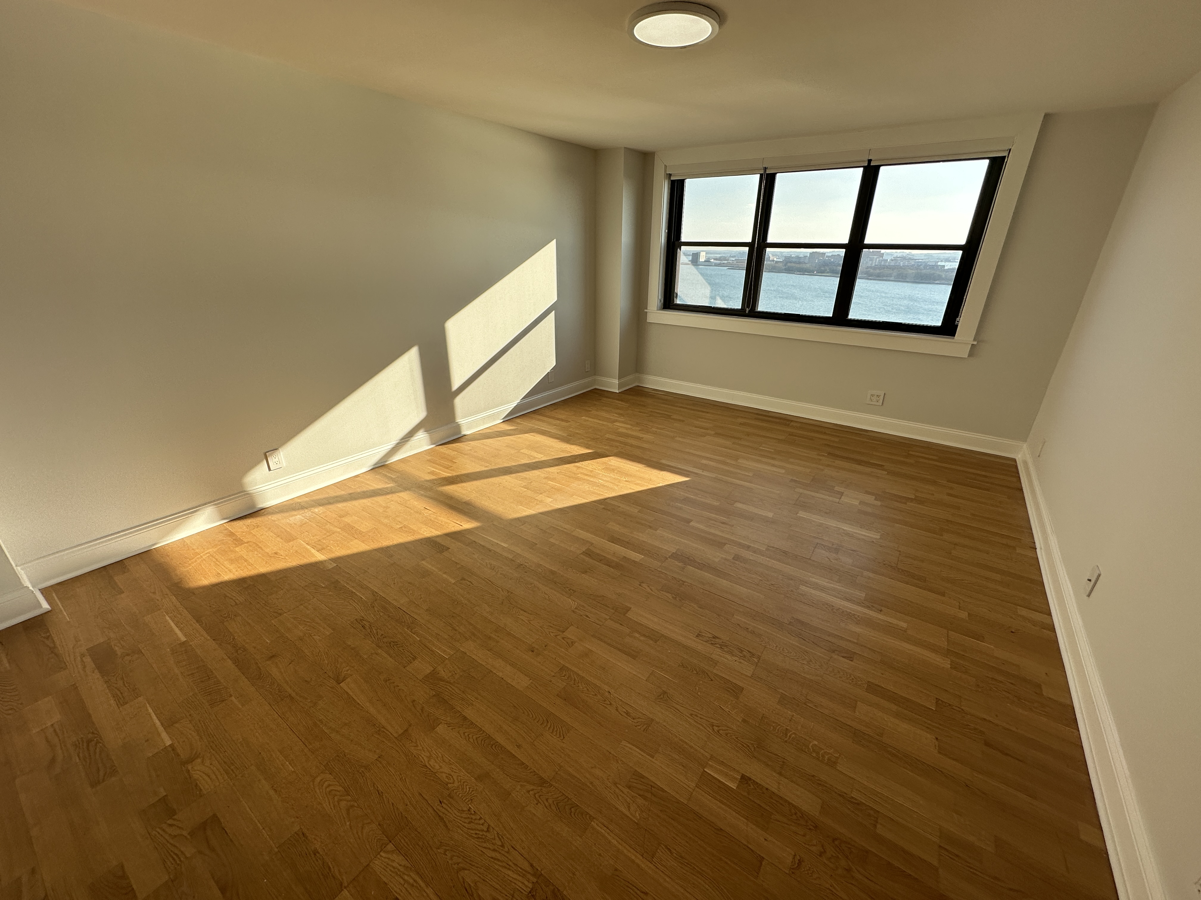 1410 Columbia Rd, South Boston