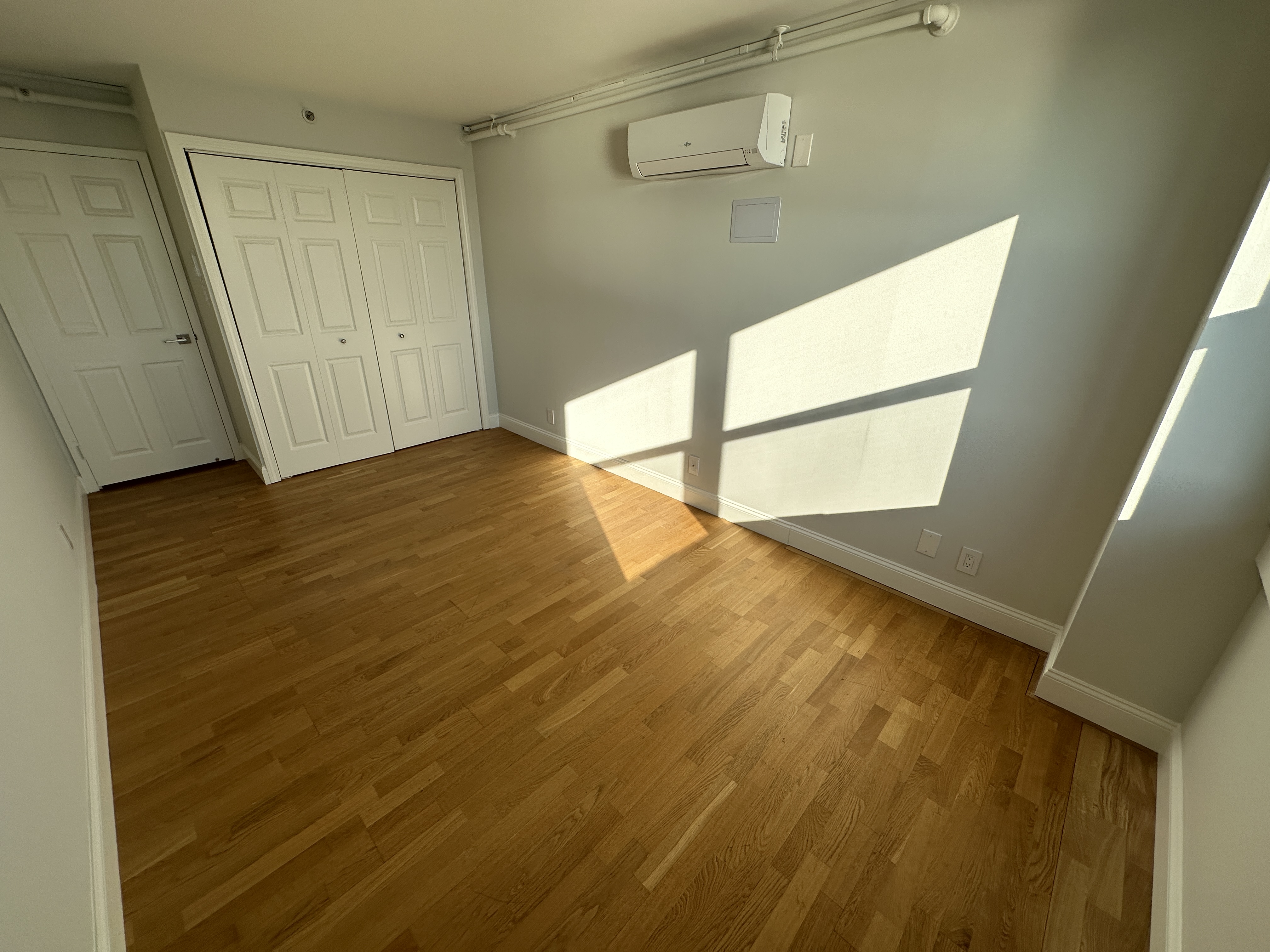 1410 Columbia Rd, South Boston