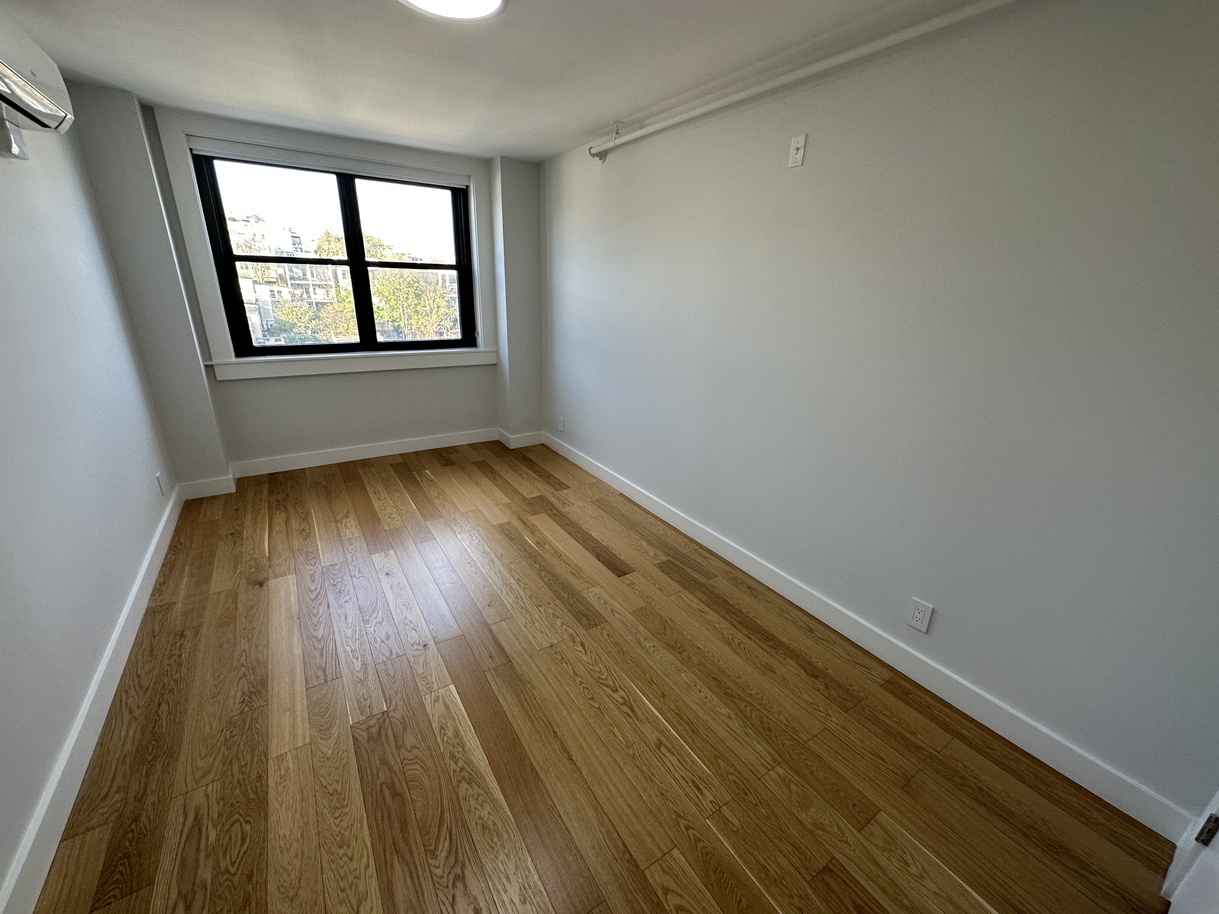 1410 Columbia Rd, South Boston