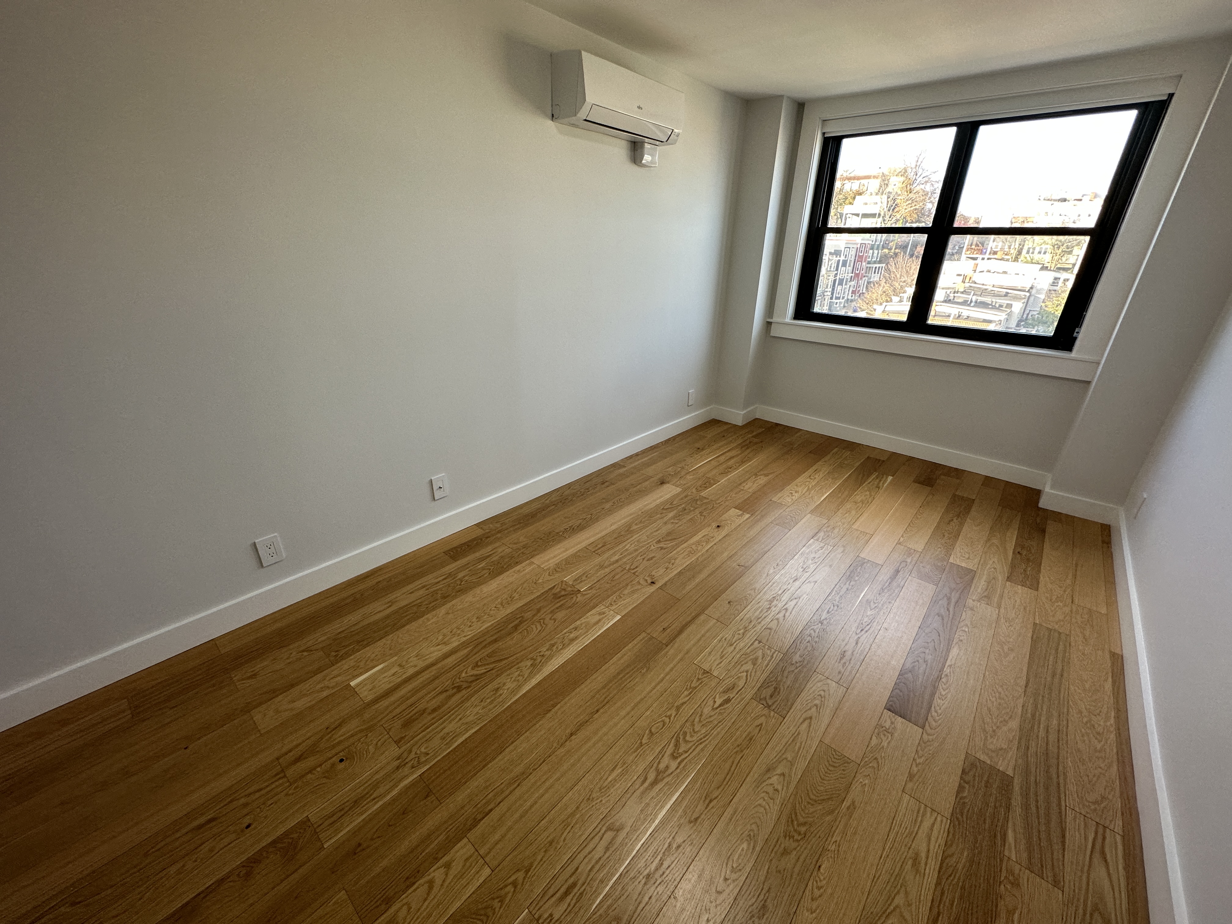 1410 Columbia Rd, South Boston