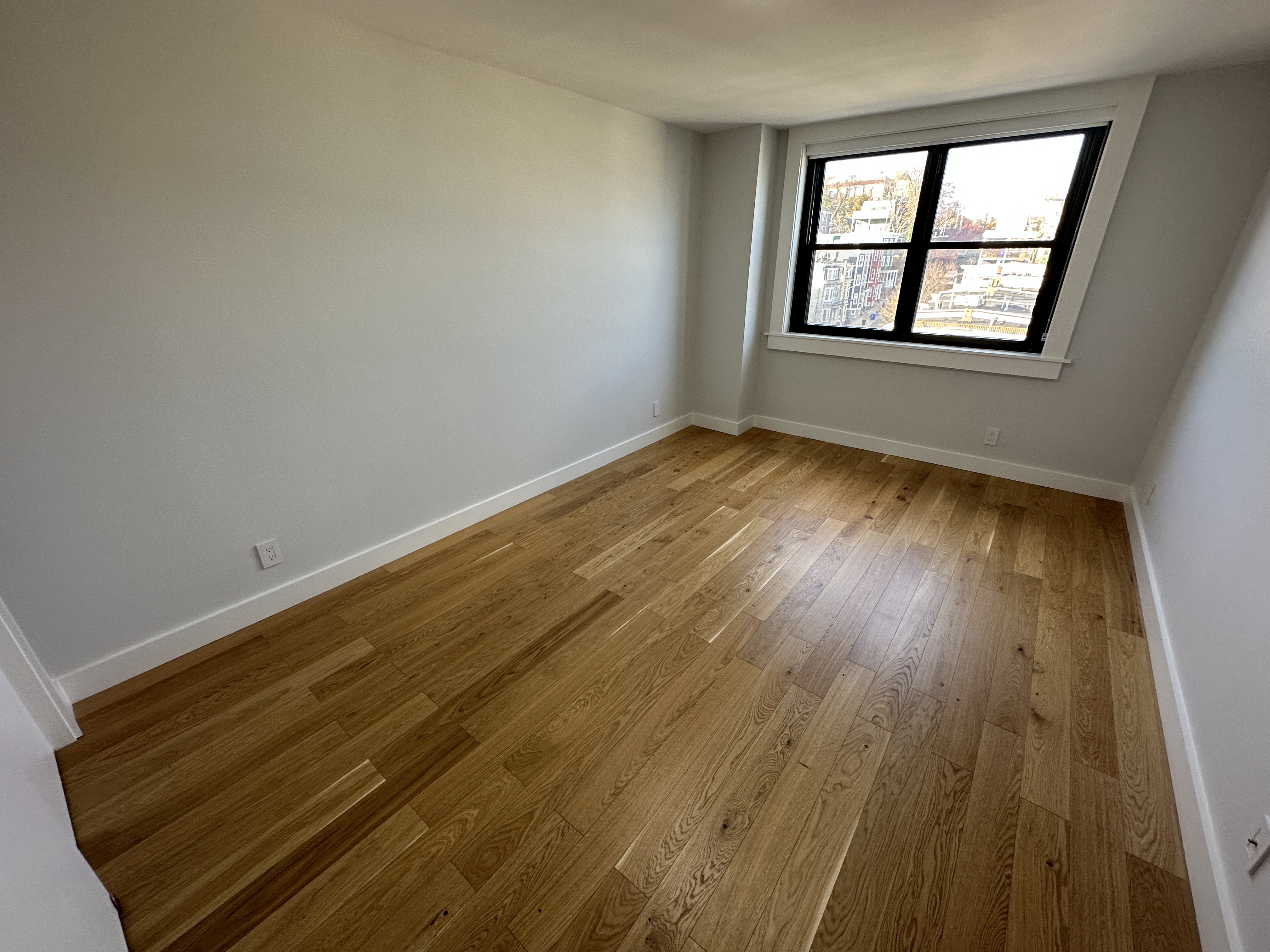 1410 Columbia Rd, South Boston