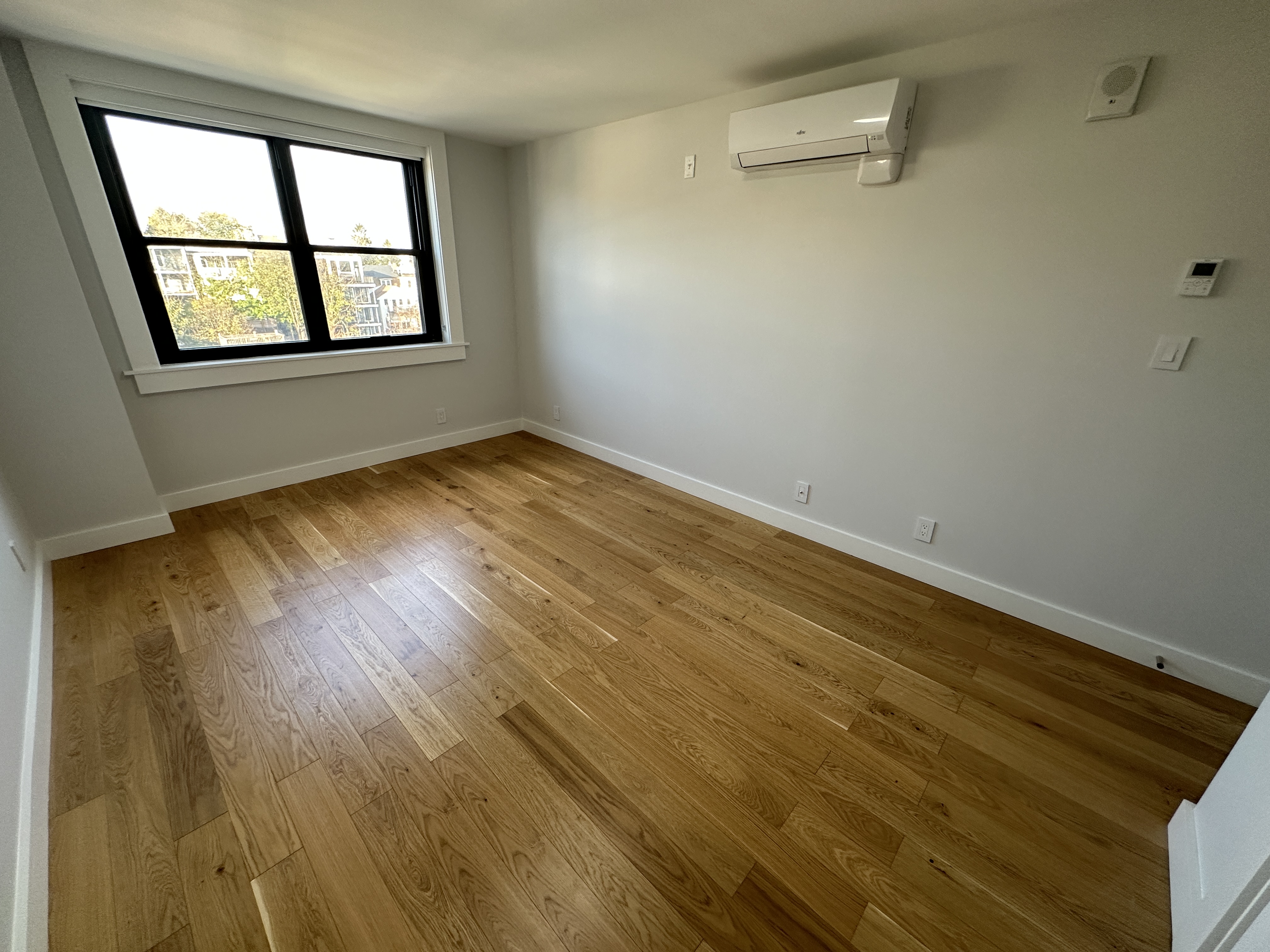 1410 Columbia Rd, South Boston