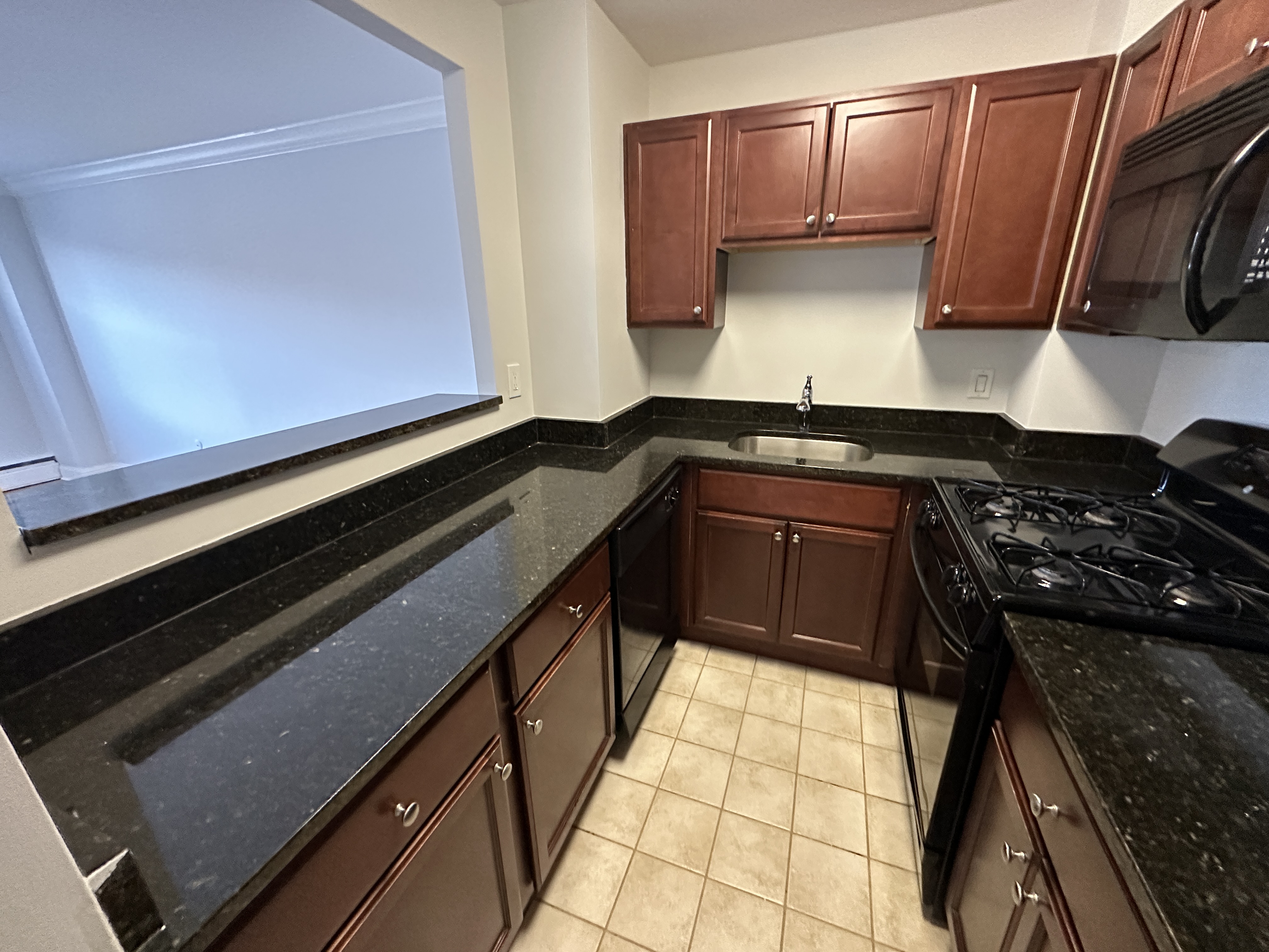 1410 Columbia Rd, South Boston